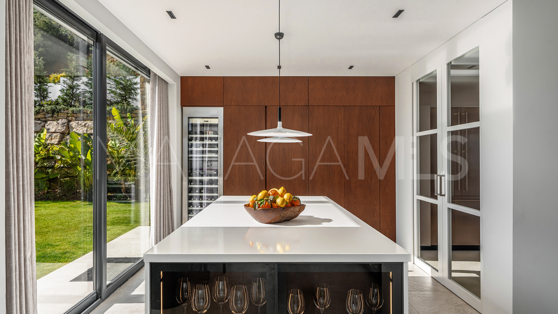 Se vende villa in La Mairena de 6 bedrooms