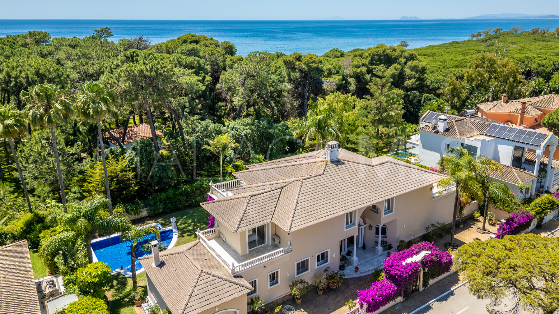 Villa for sale in El Presidente