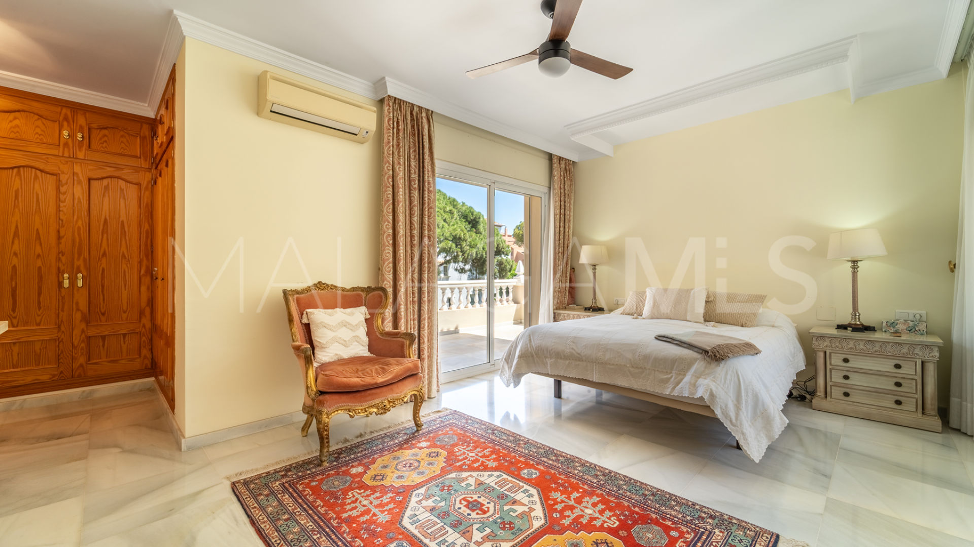 Villa for sale in El Presidente