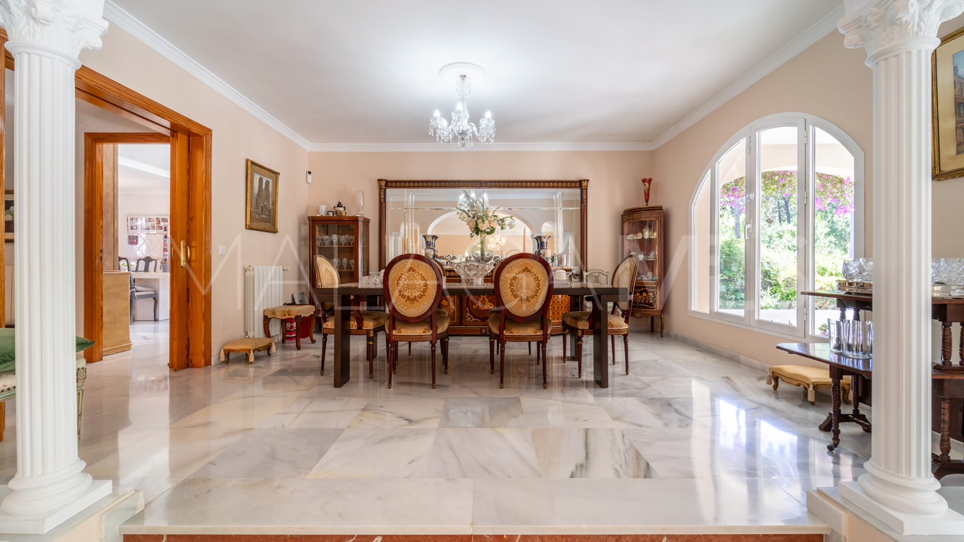 Villa for sale in El Presidente