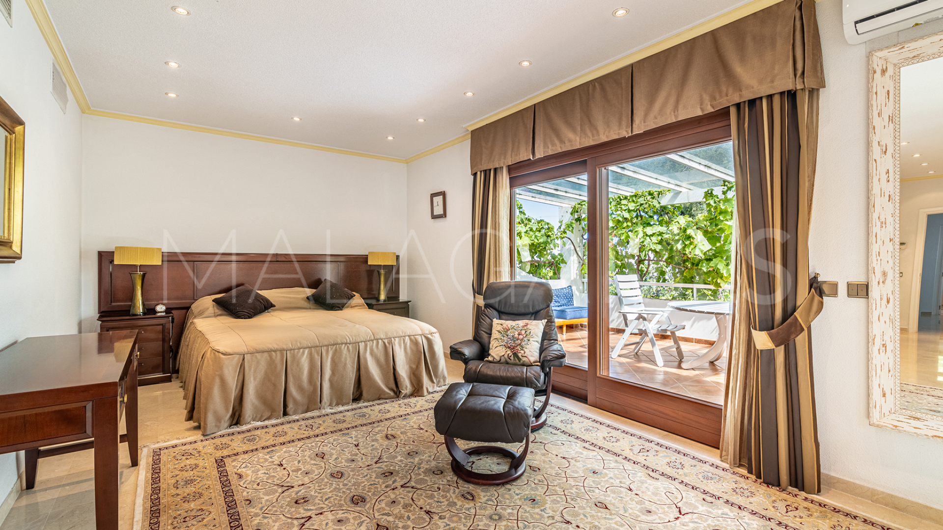 Casa for sale in Beach Side New Golden Mile de 5 bedrooms