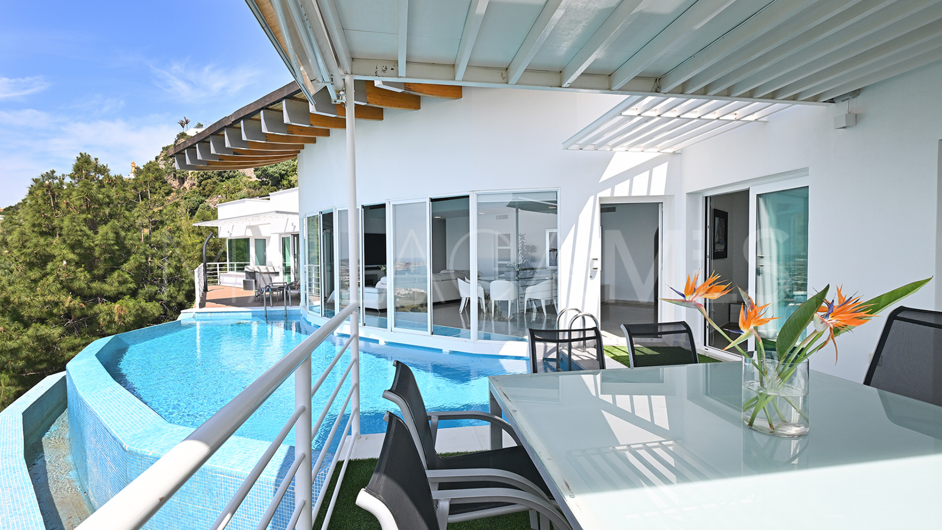 Villa for sale in Benalmadena Centro