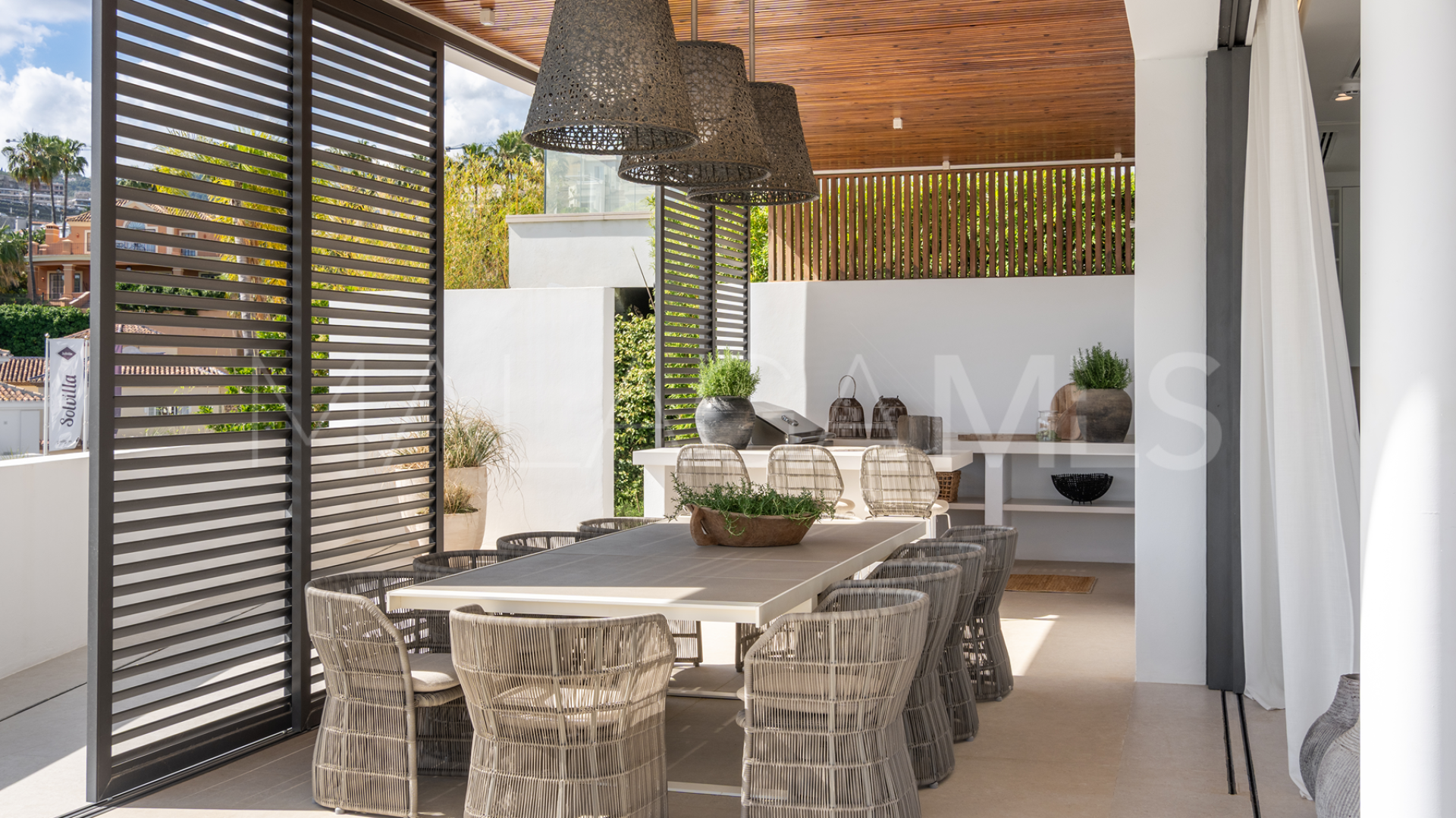 El Herrojo villa for sale