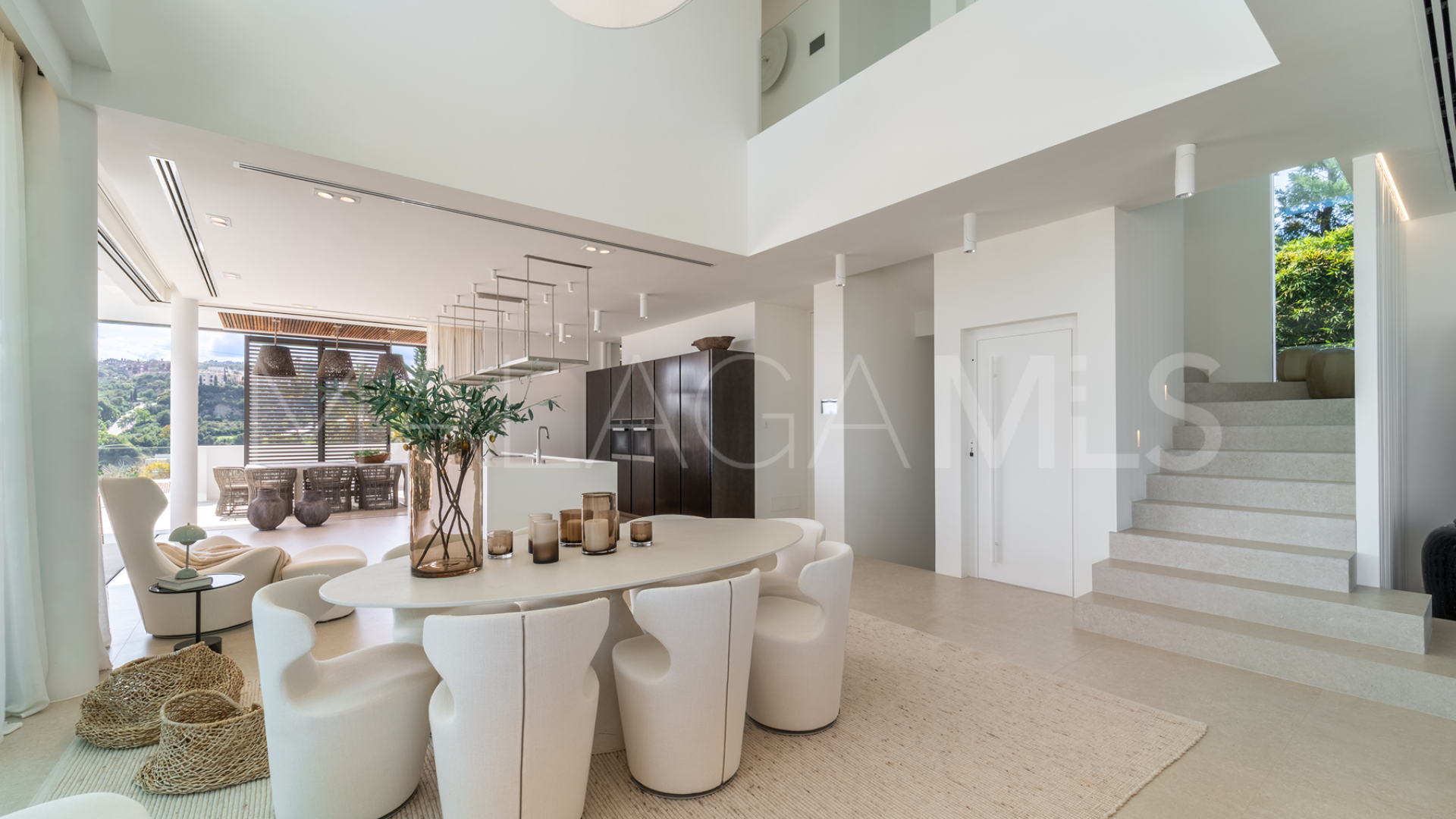 El Herrojo villa for sale