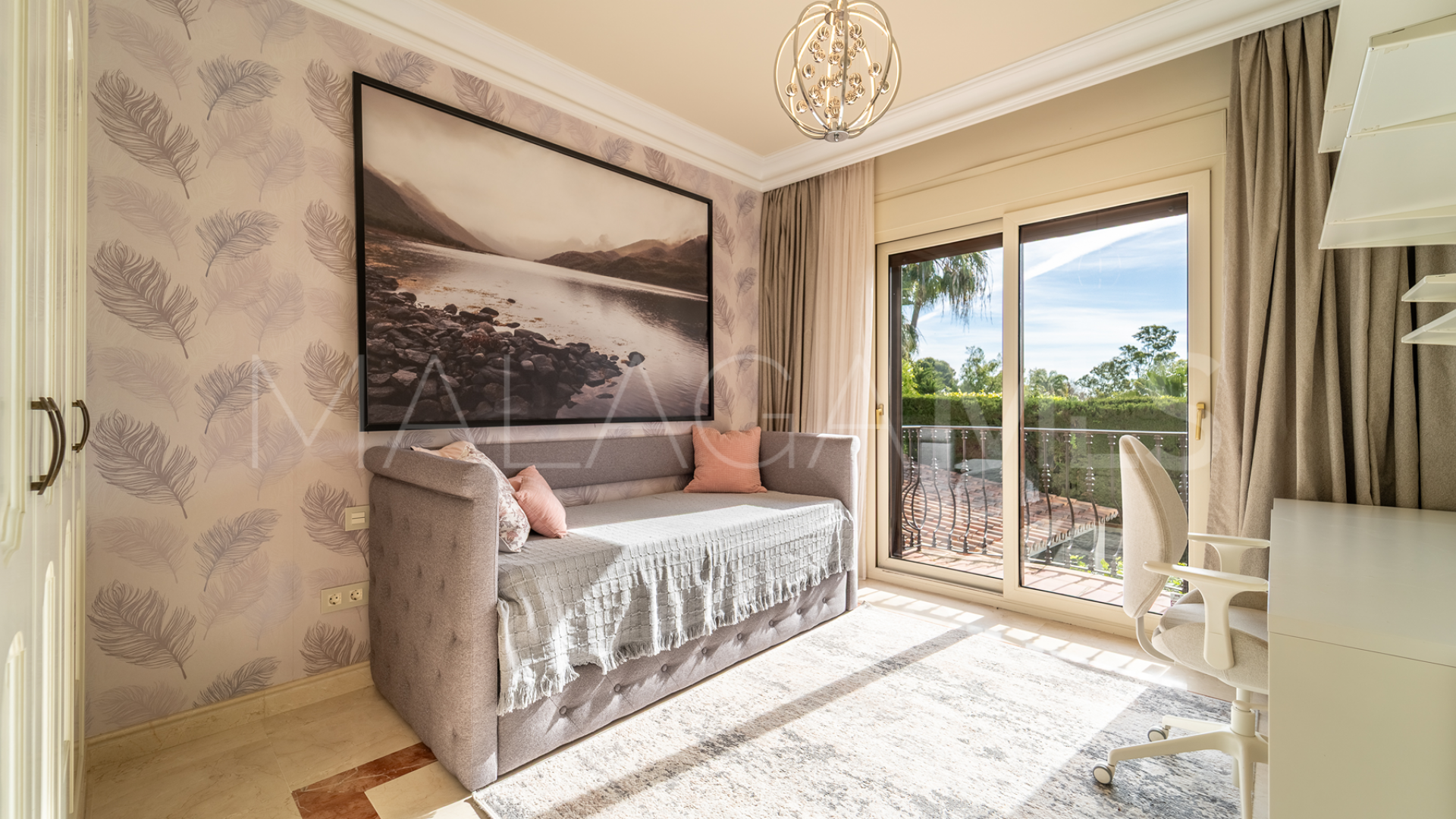 Nueva Atalaya 4 bedrooms villa for sale