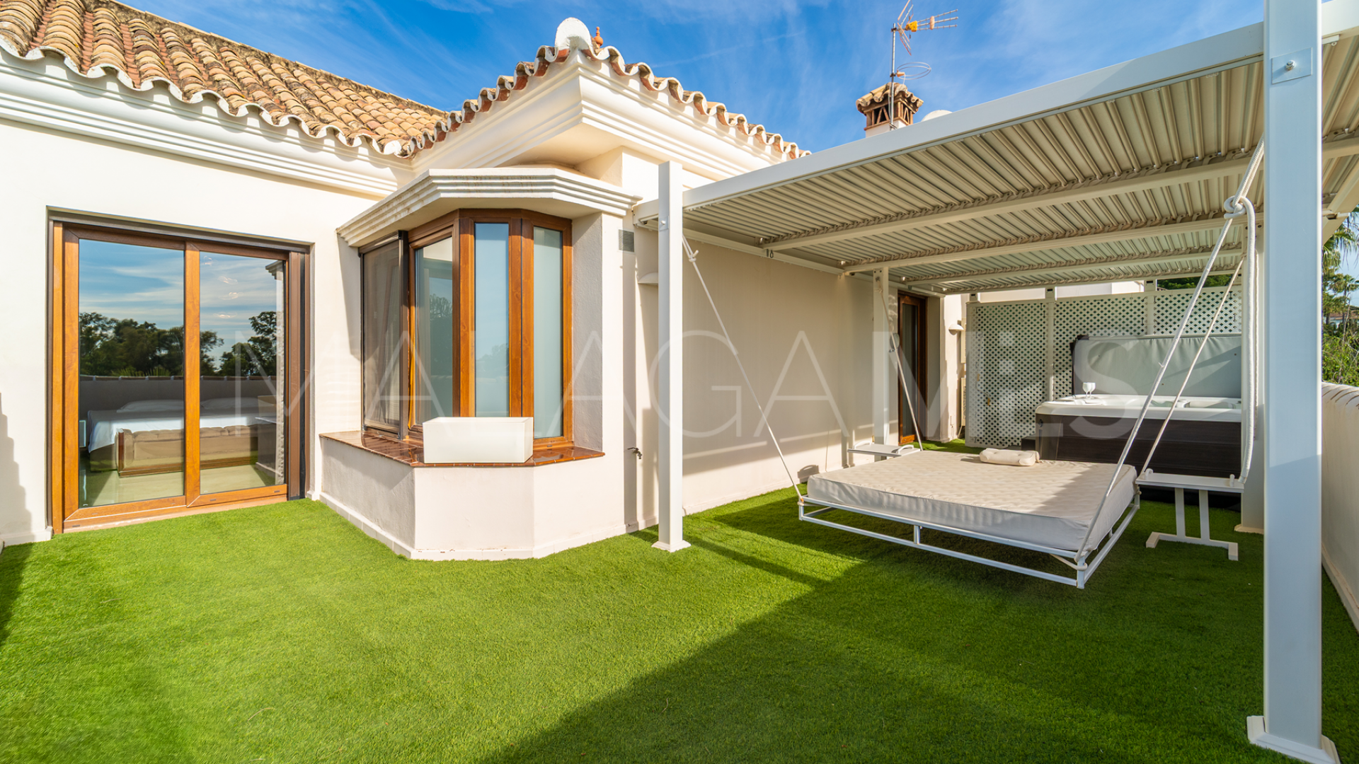 Nueva Atalaya 4 bedrooms villa for sale