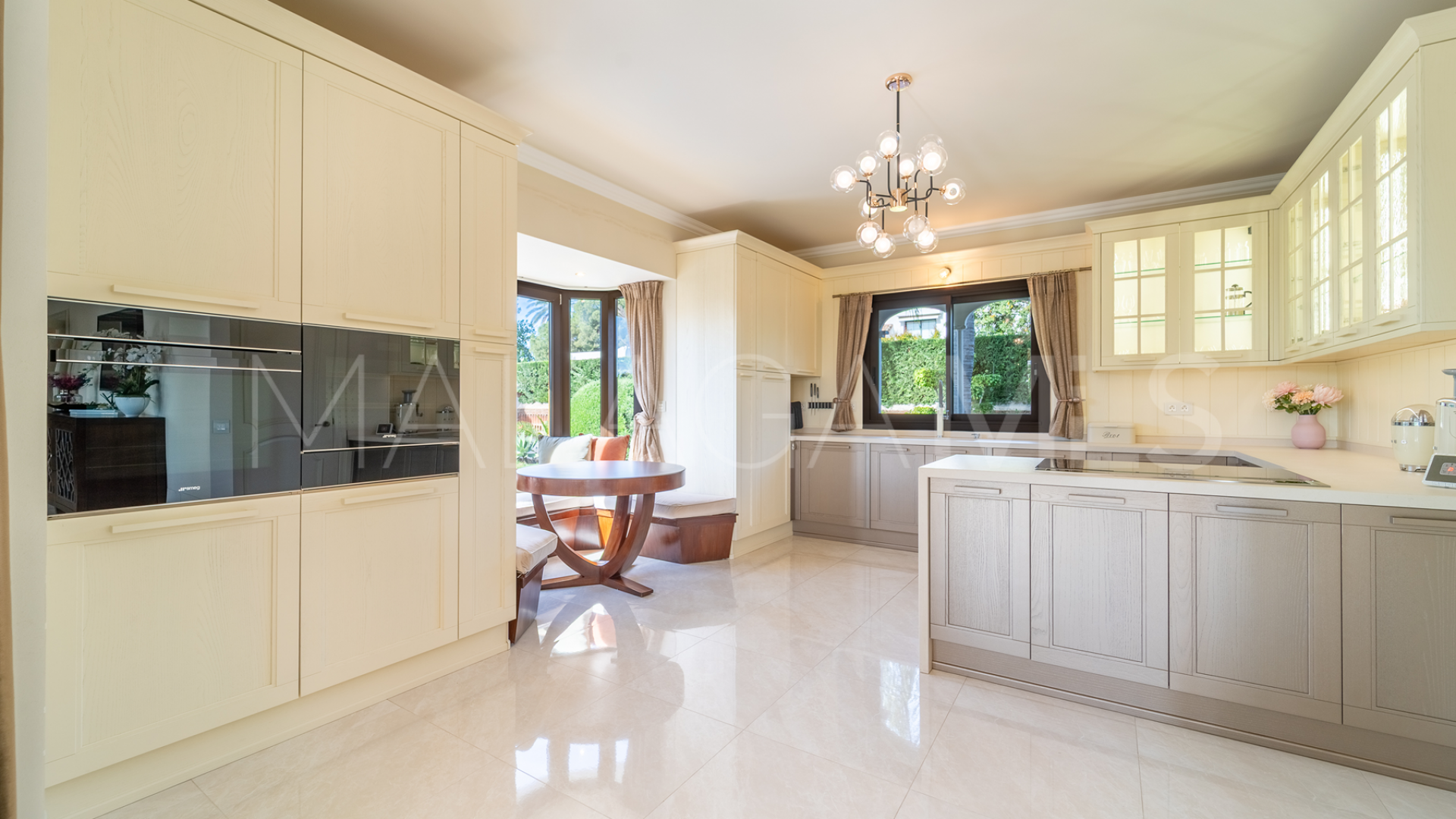 Nueva Atalaya 4 bedrooms villa for sale