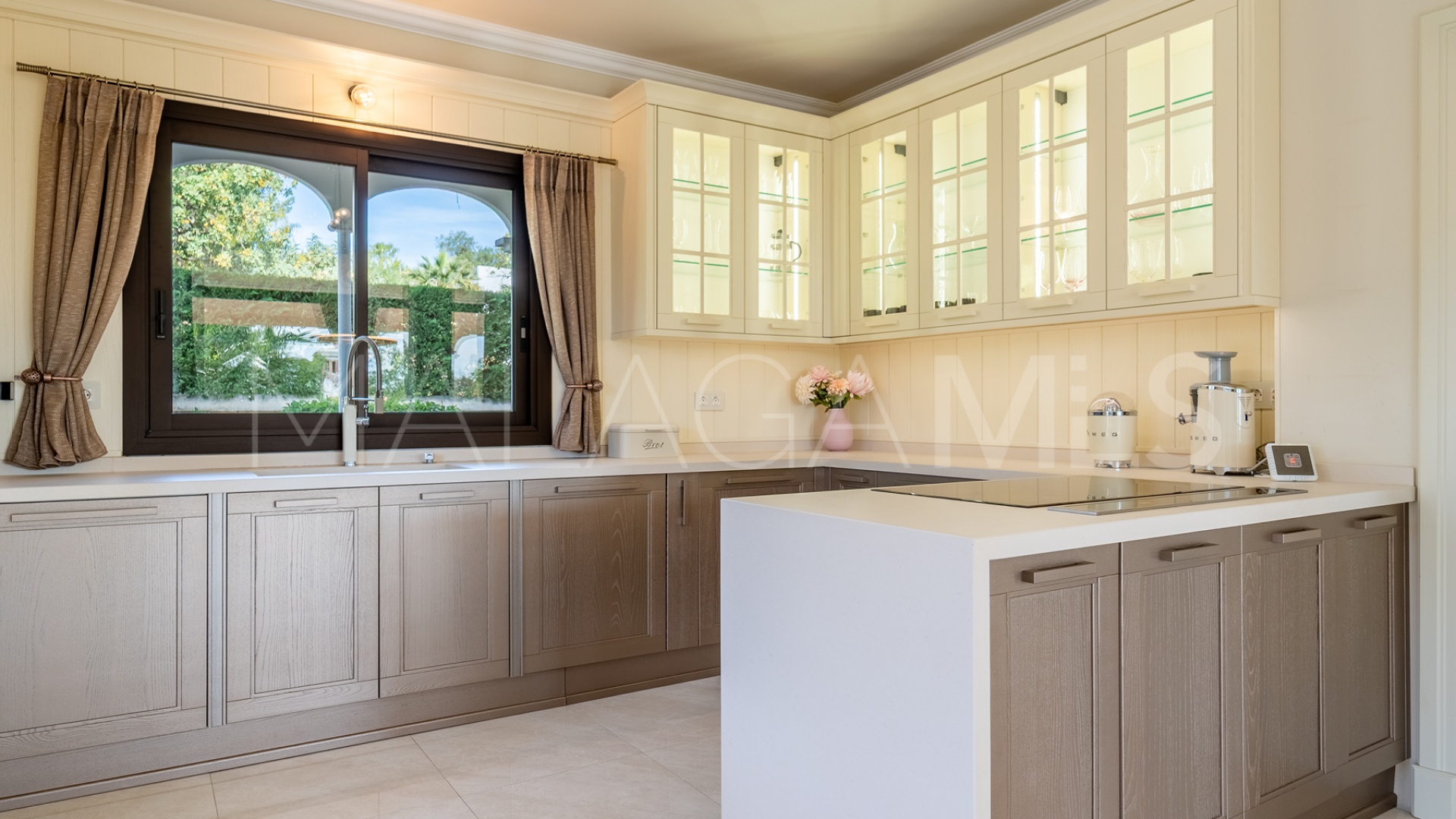 Nueva Atalaya 4 bedrooms villa for sale