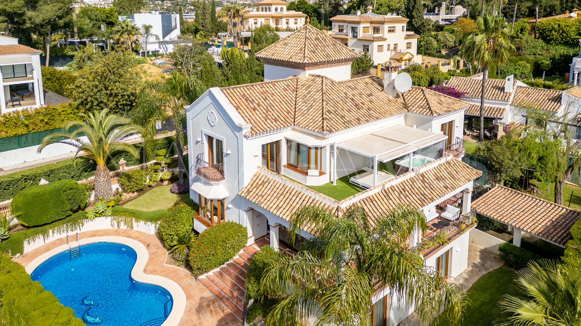 Nueva Atalaya 4 bedrooms villa for sale