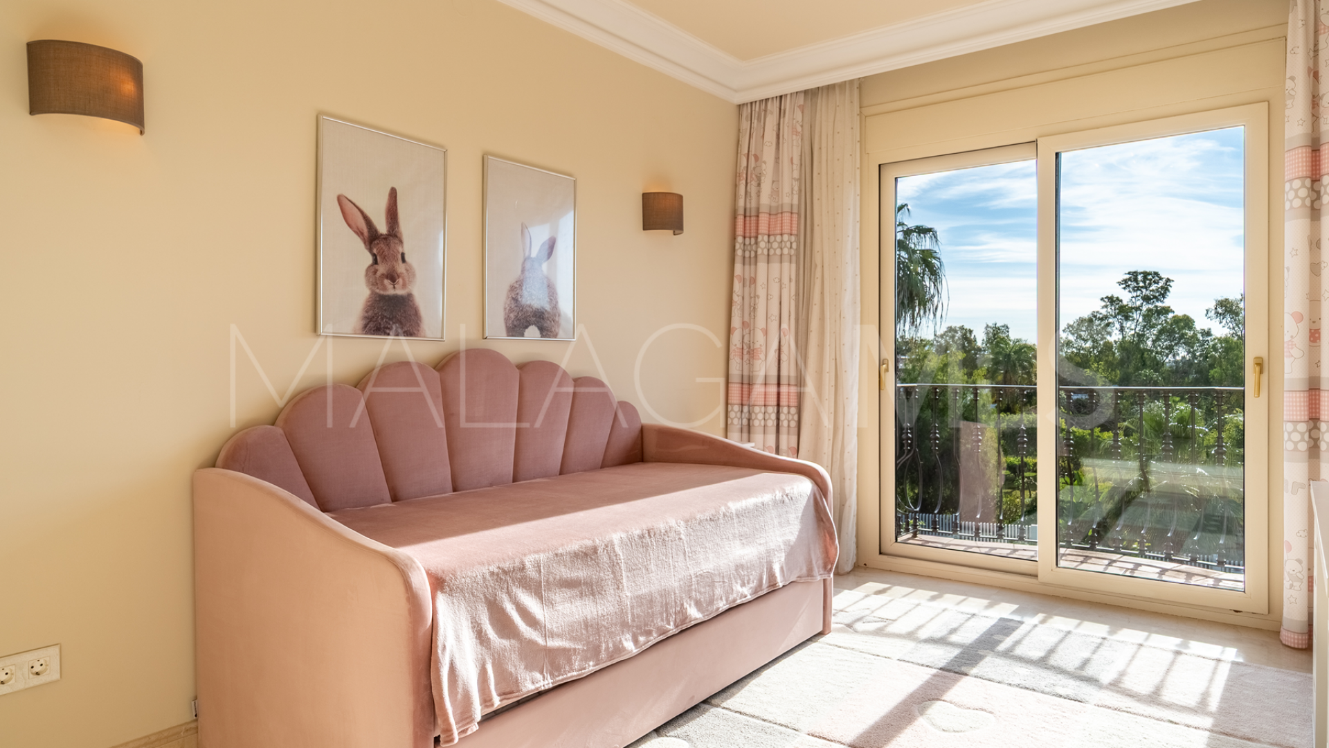 Nueva Atalaya 4 bedrooms villa for sale