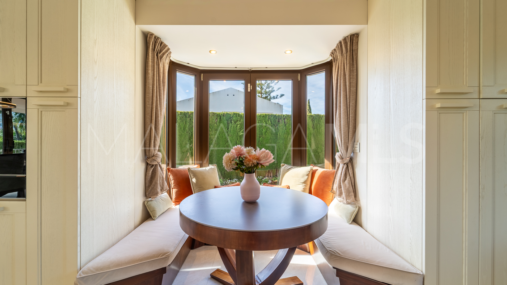 Nueva Atalaya 4 bedrooms villa for sale