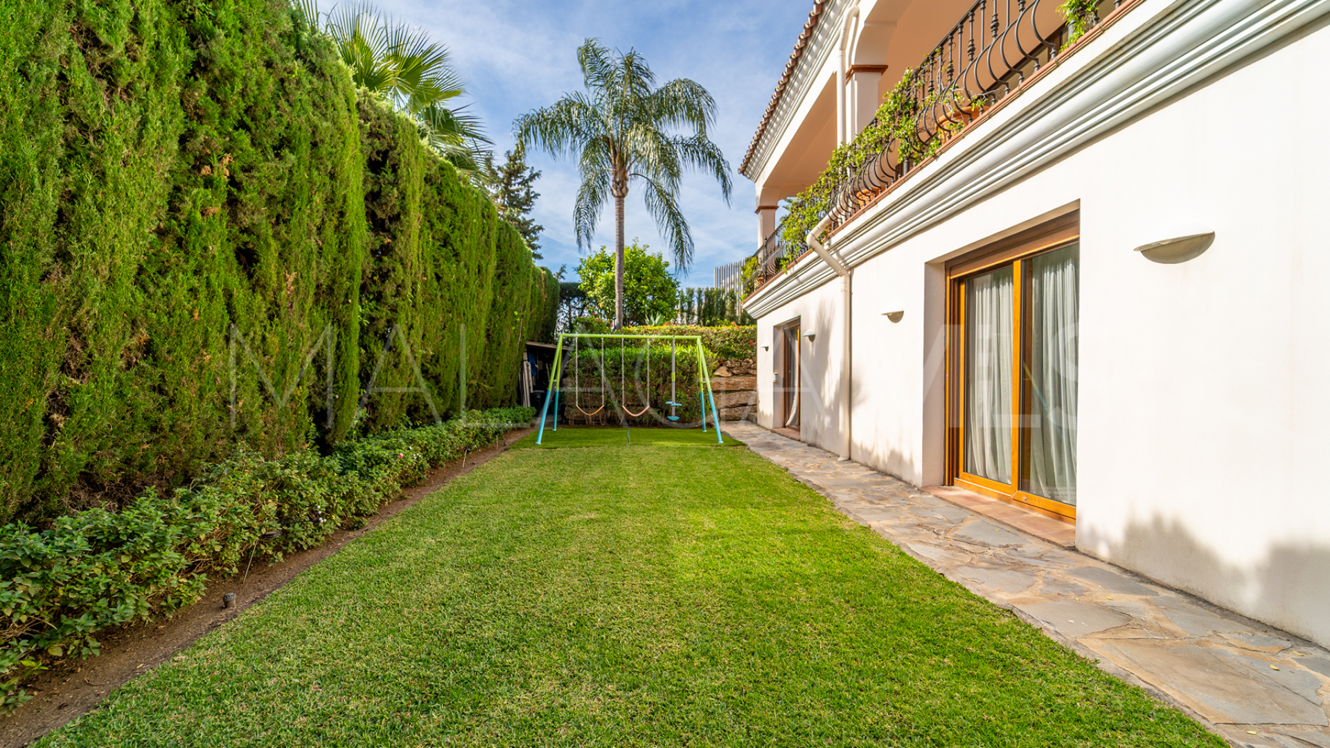 Nueva Atalaya 4 bedrooms villa for sale