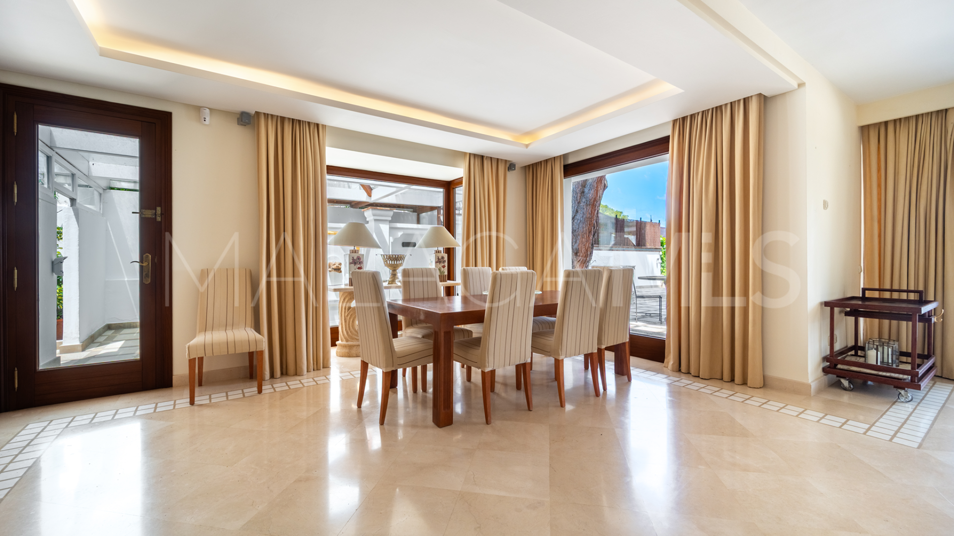 Villa for sale in Las Brisas del Golf