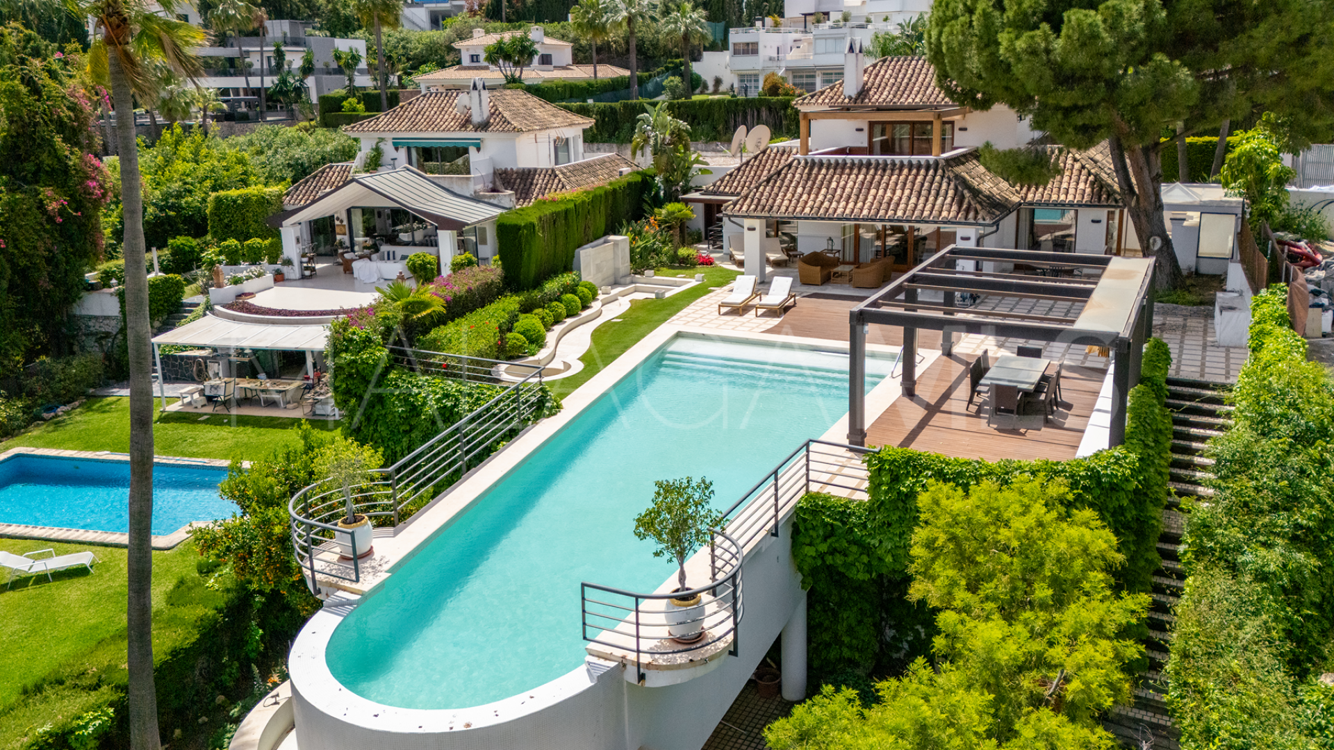 Villa for sale in Las Brisas del Golf