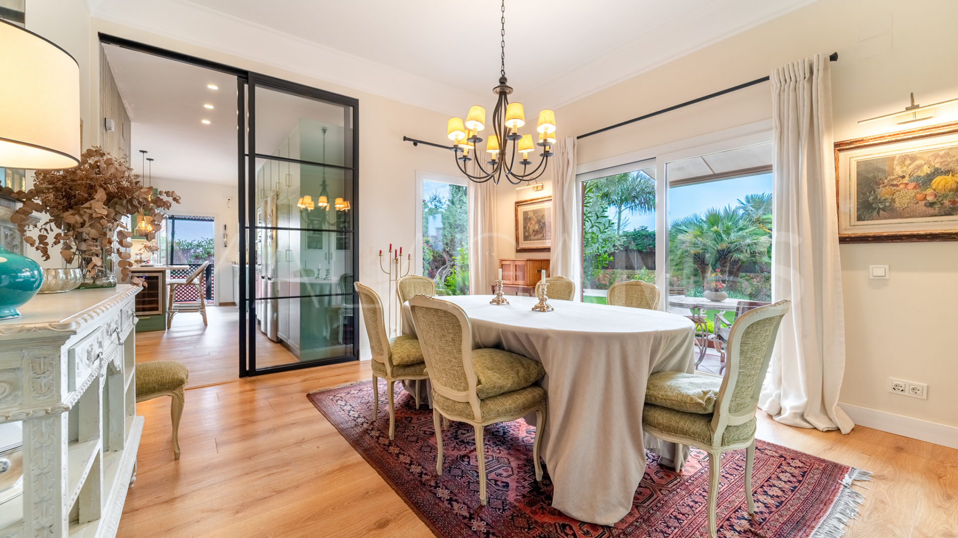 Villa for sale in Villas de Vasari