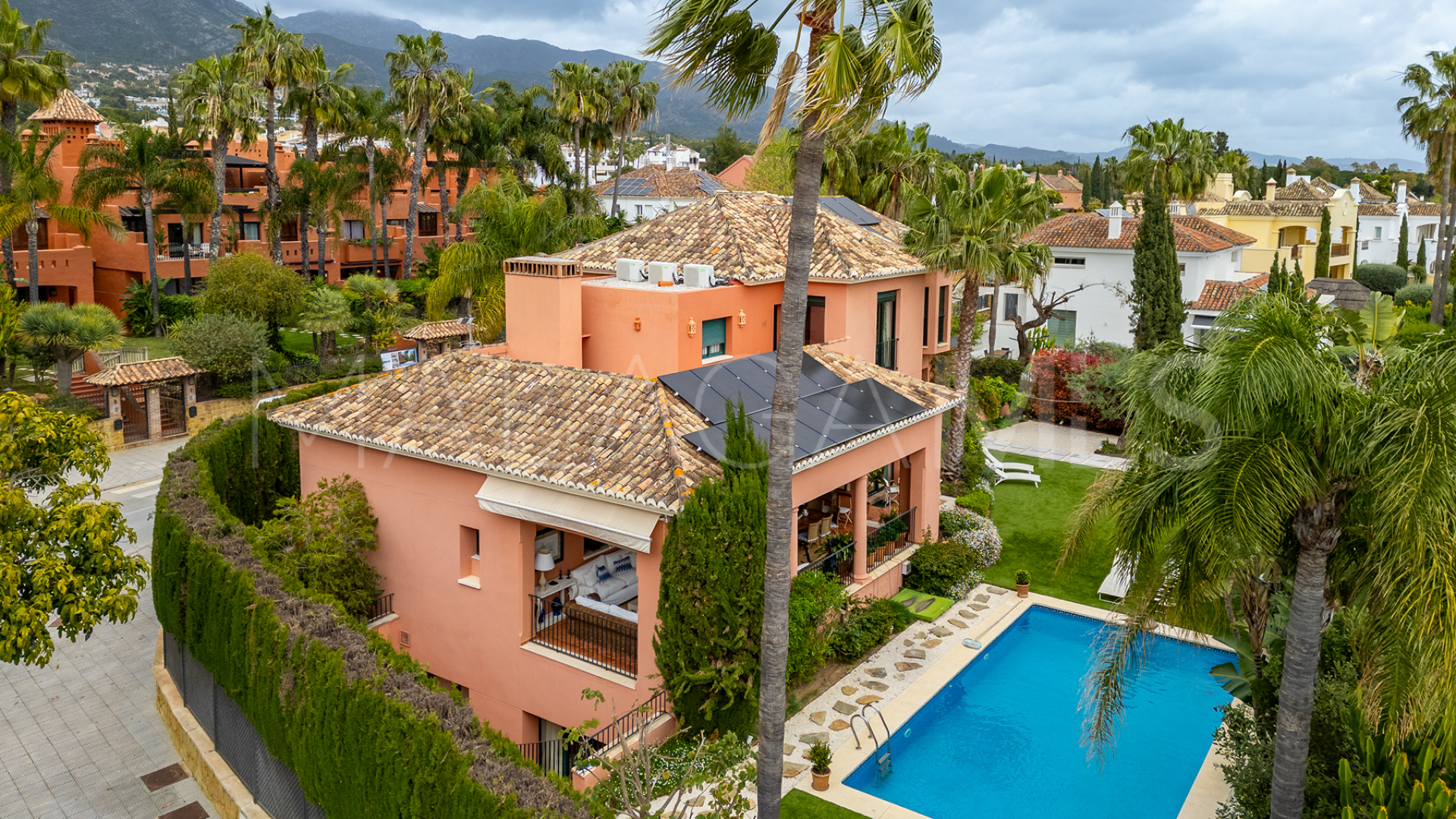 Villa for sale in Villas de Vasari