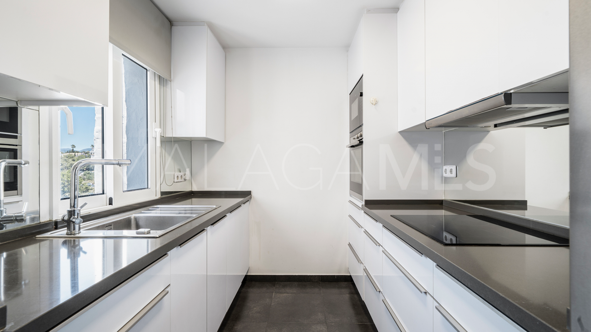 Penthouse with 3 bedrooms for sale in Jardines del Puerto