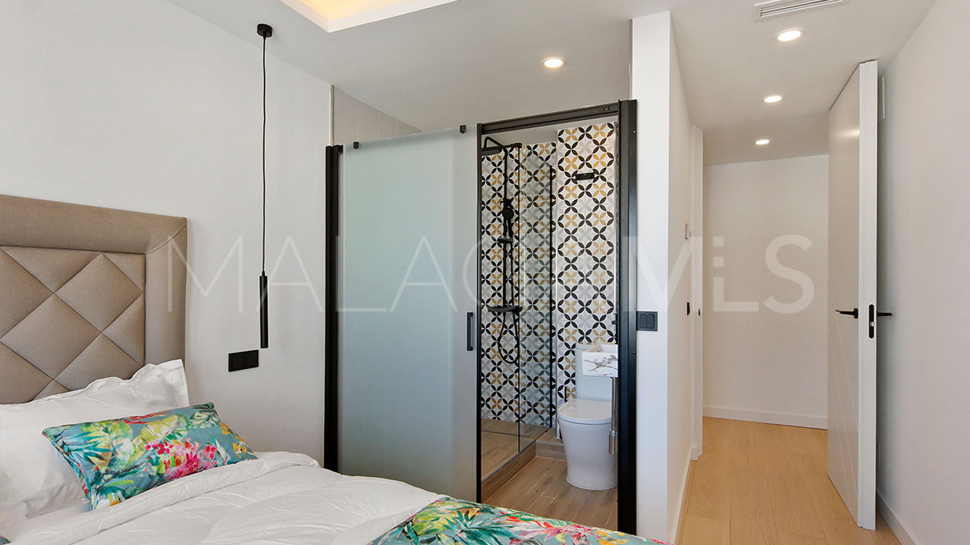 Penthouse for sale in Les Rivages with 3 bedrooms