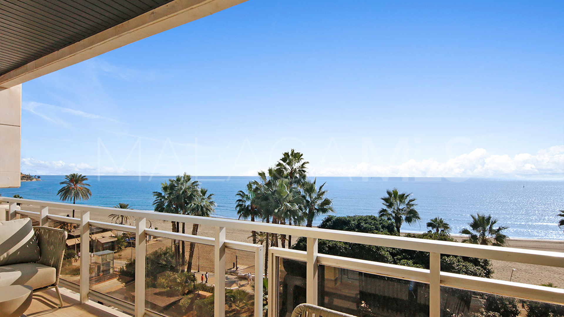 Penthouse for sale in Les Rivages with 3 bedrooms