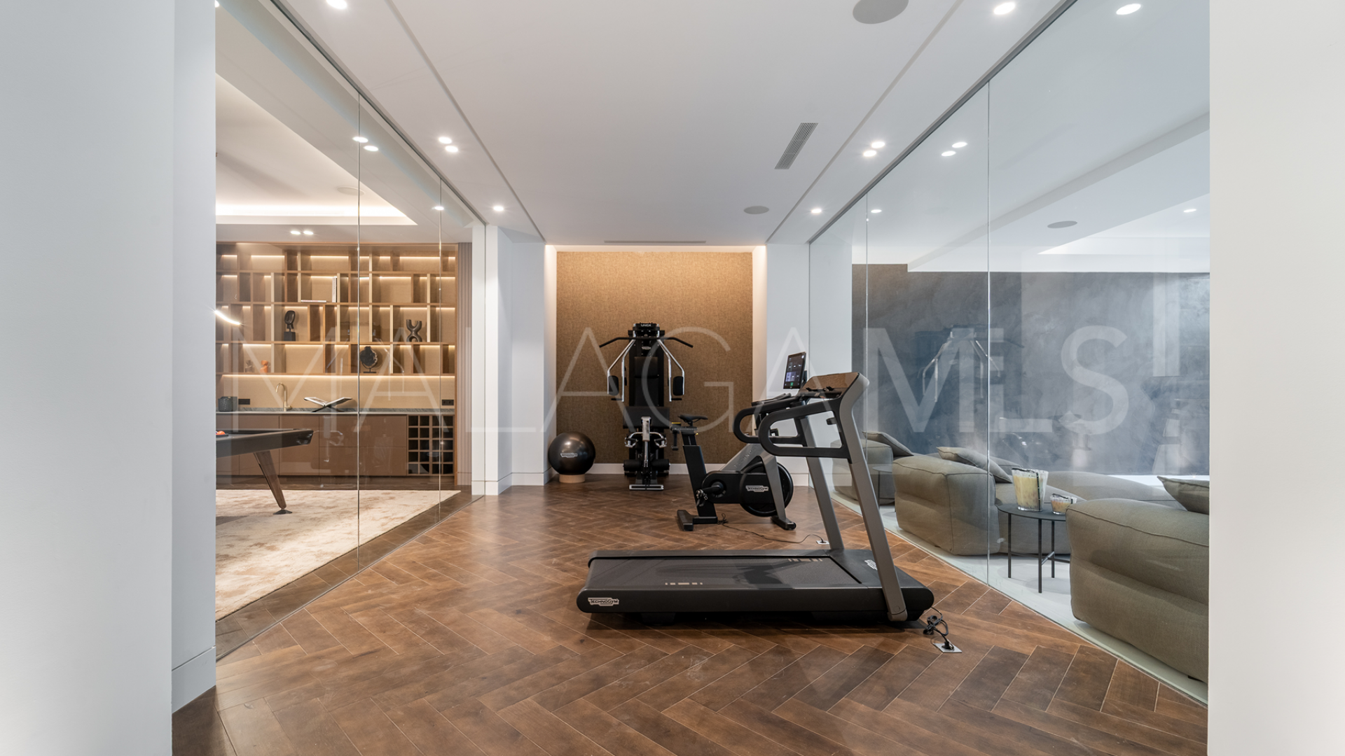 Villa for sale in Cascada de Camojan