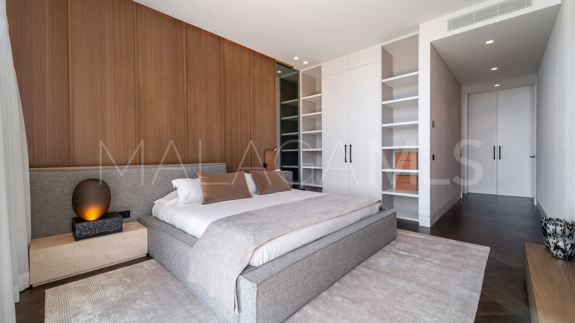 Villa for sale in Cascada de Camojan