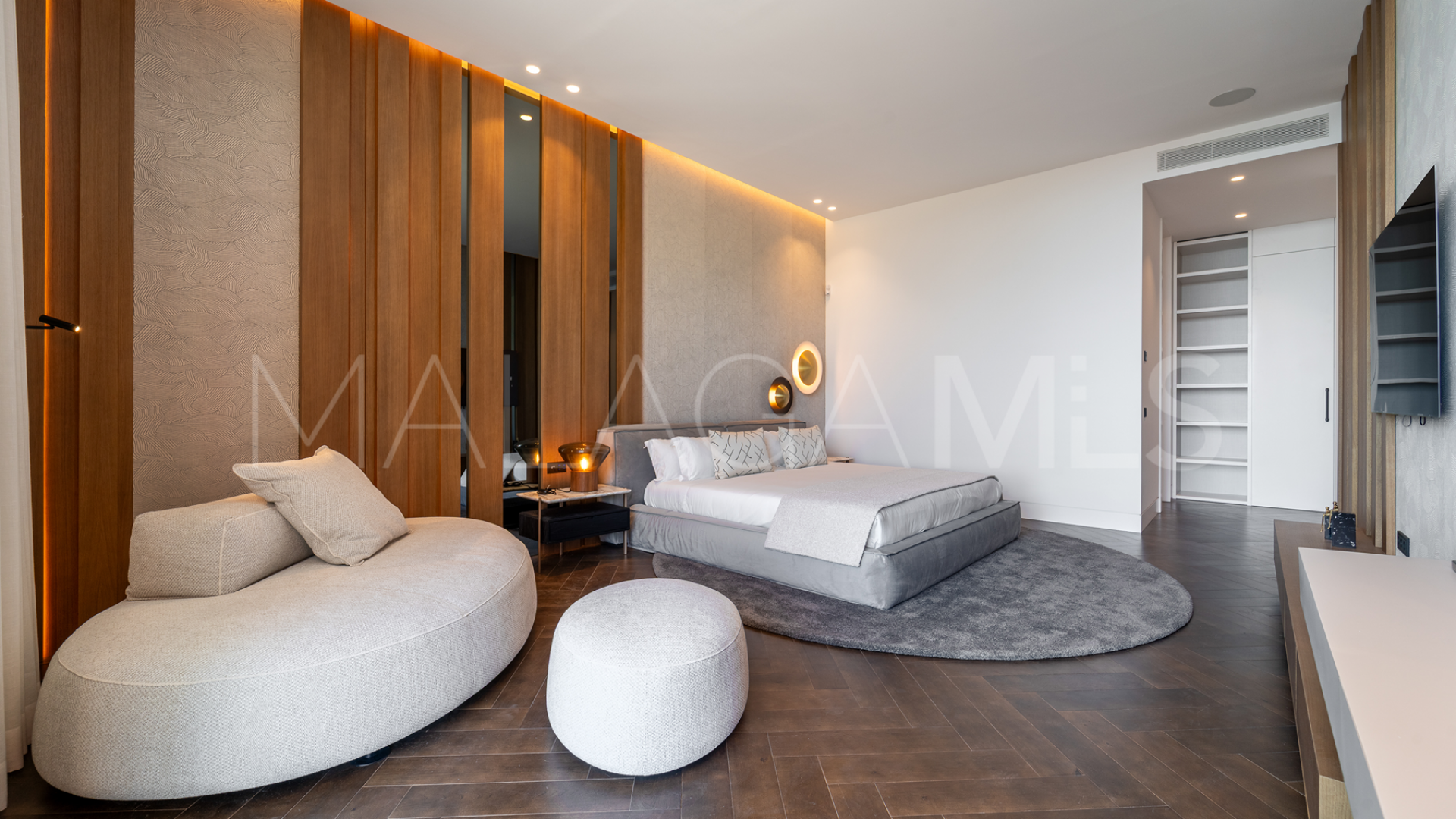 Villa for sale in Cascada de Camojan