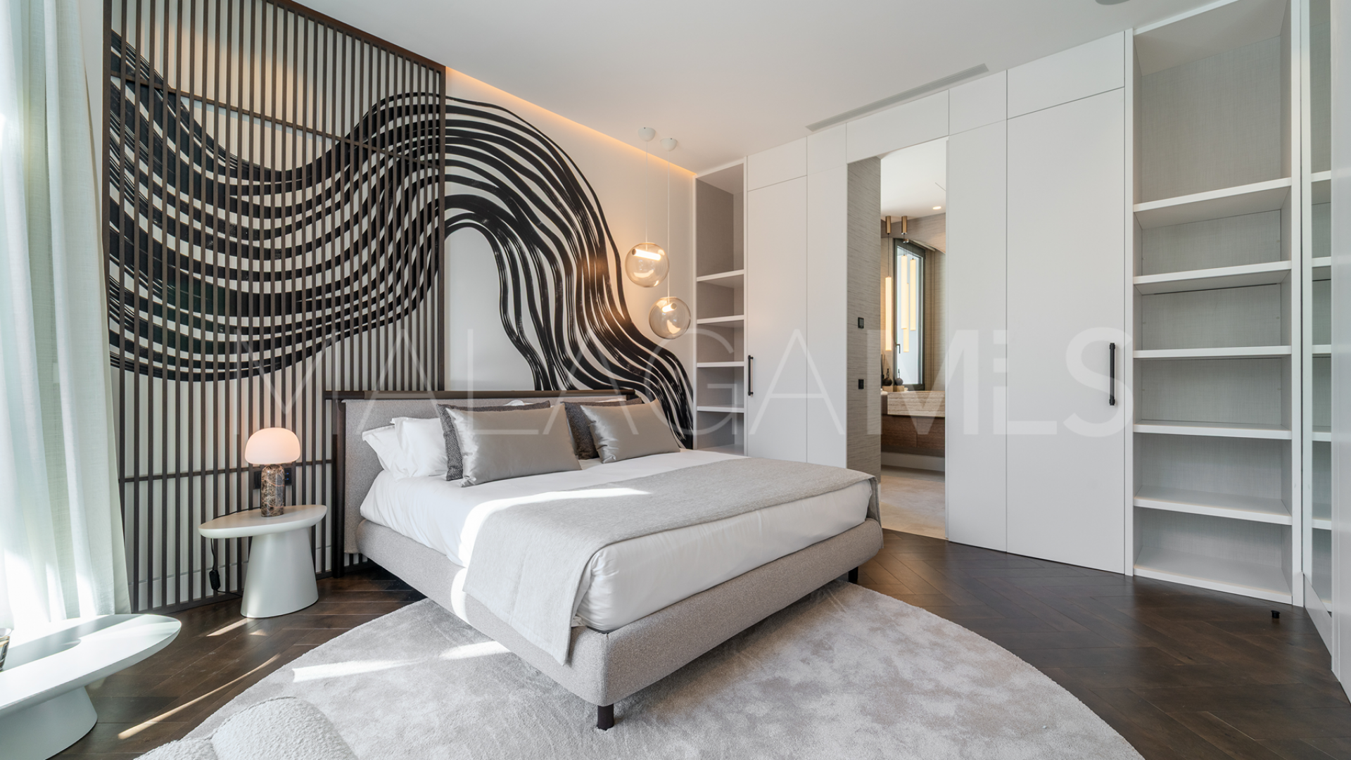 Villa for sale in Cascada de Camojan