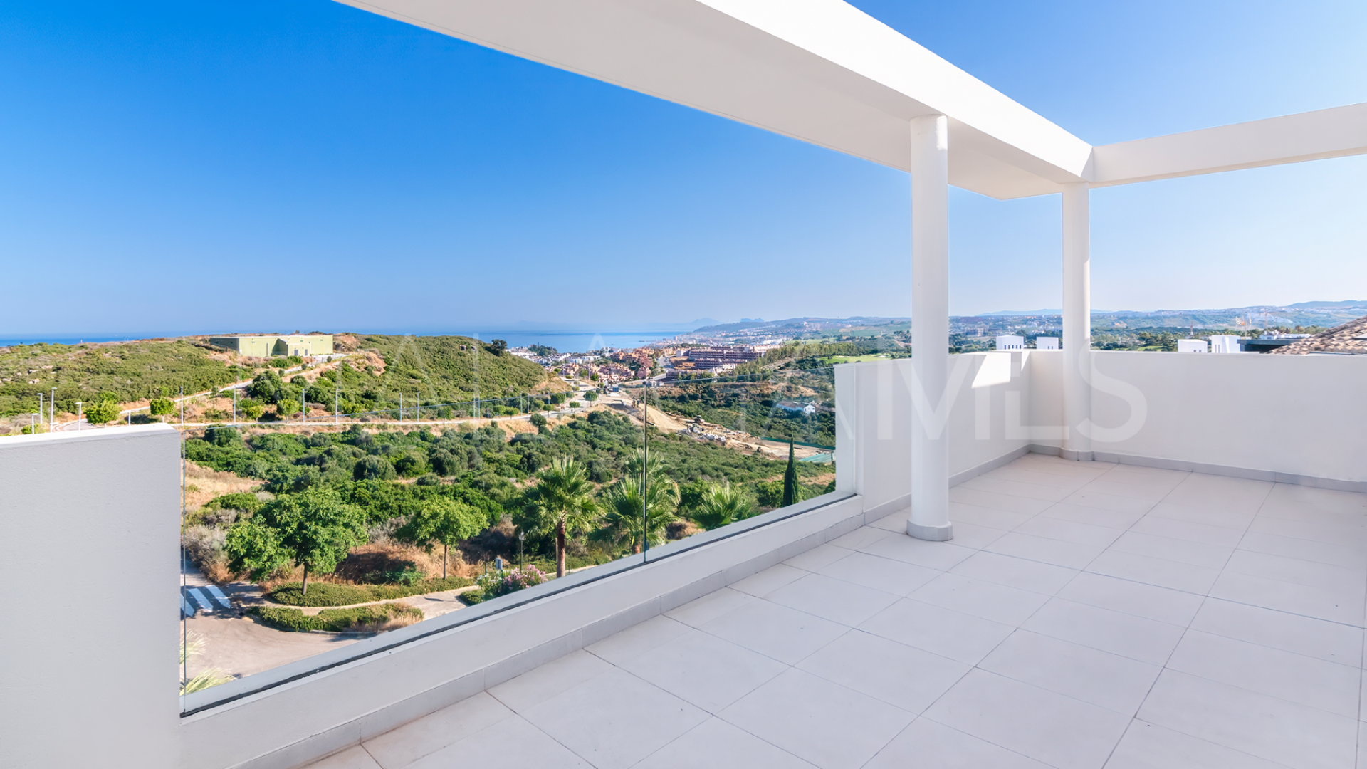 Takvåning for sale in Serenity Views