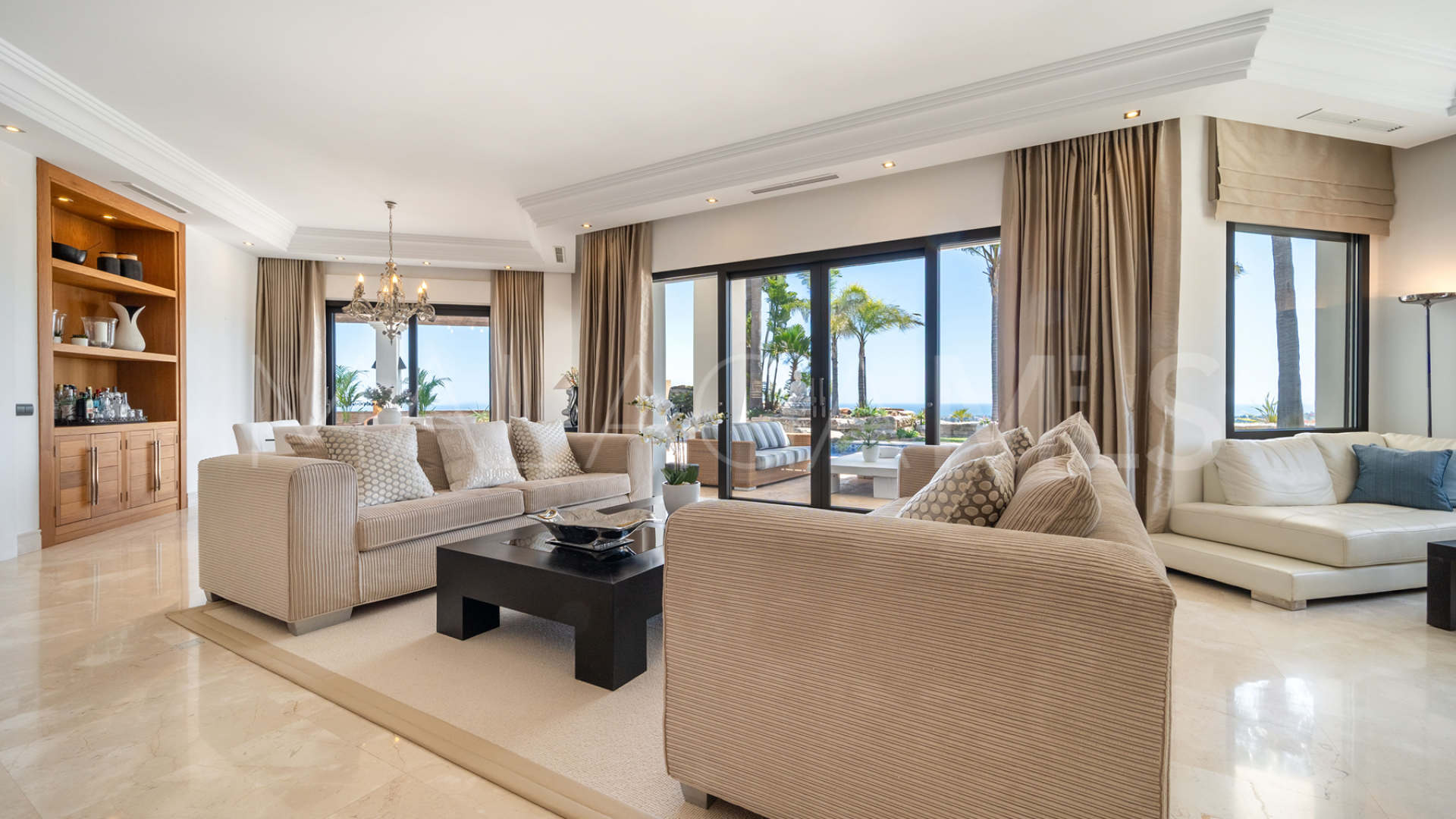 4 bedrooms Los Arqueros villa for sale