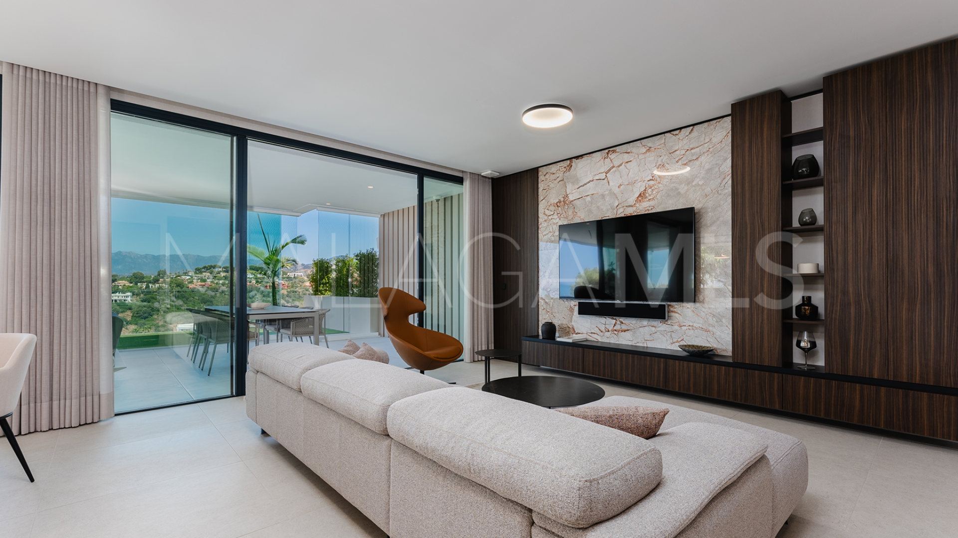 Lägenhet for sale in Riva Residences