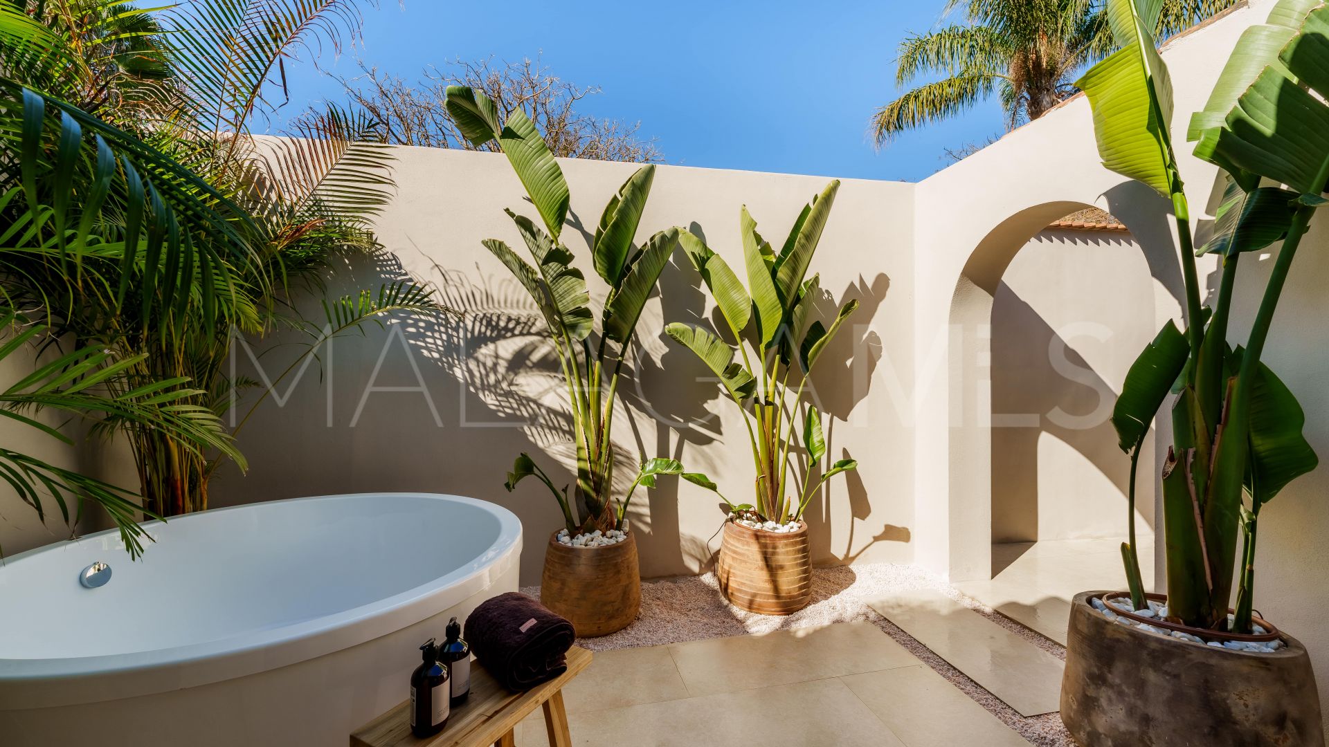 Villa for sale in Cortijo Blanco
