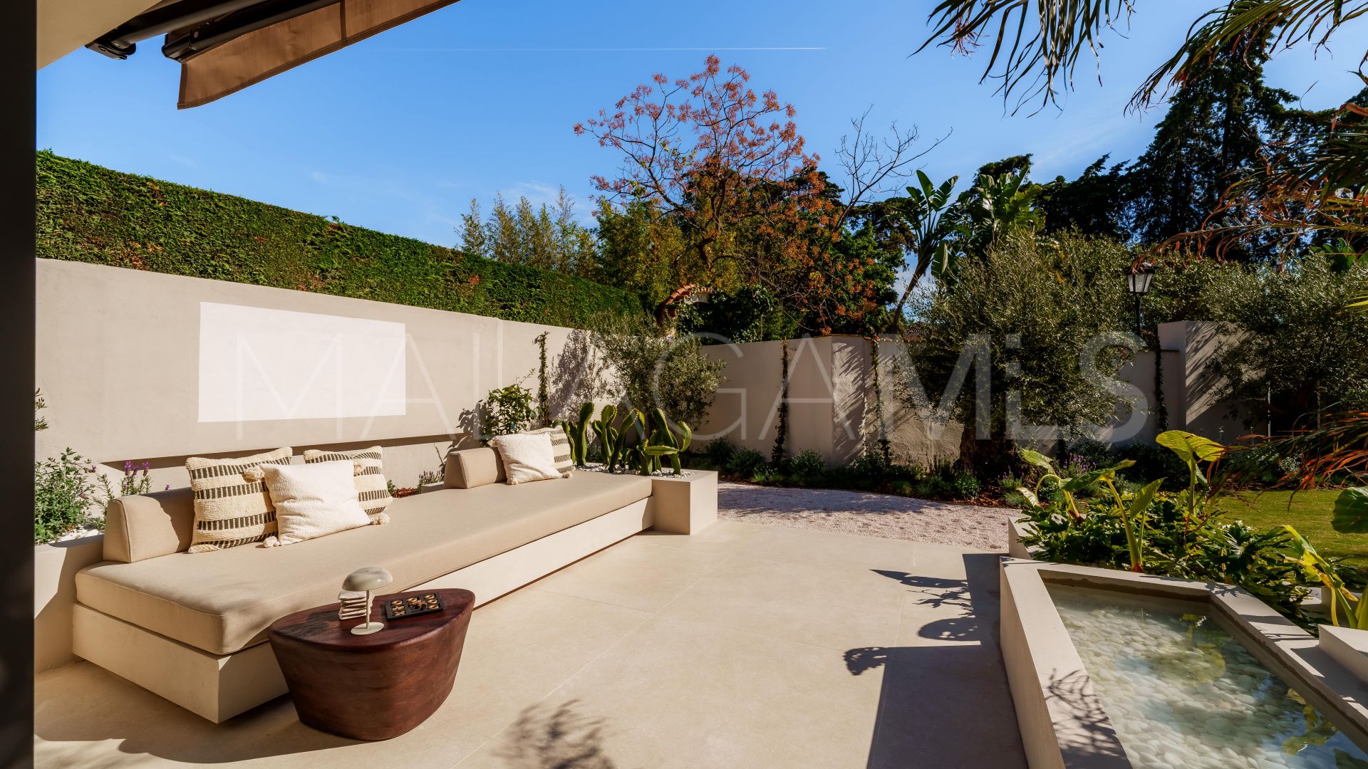 Villa for sale in Cortijo Blanco