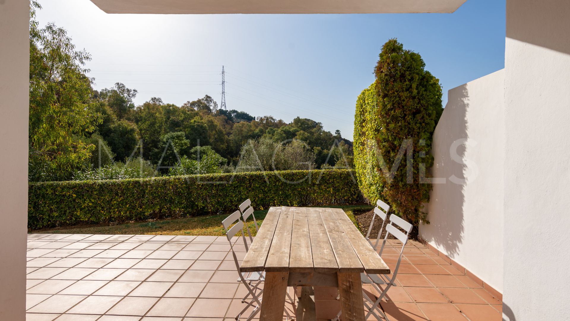 Buy Benahavis ground floor apartment