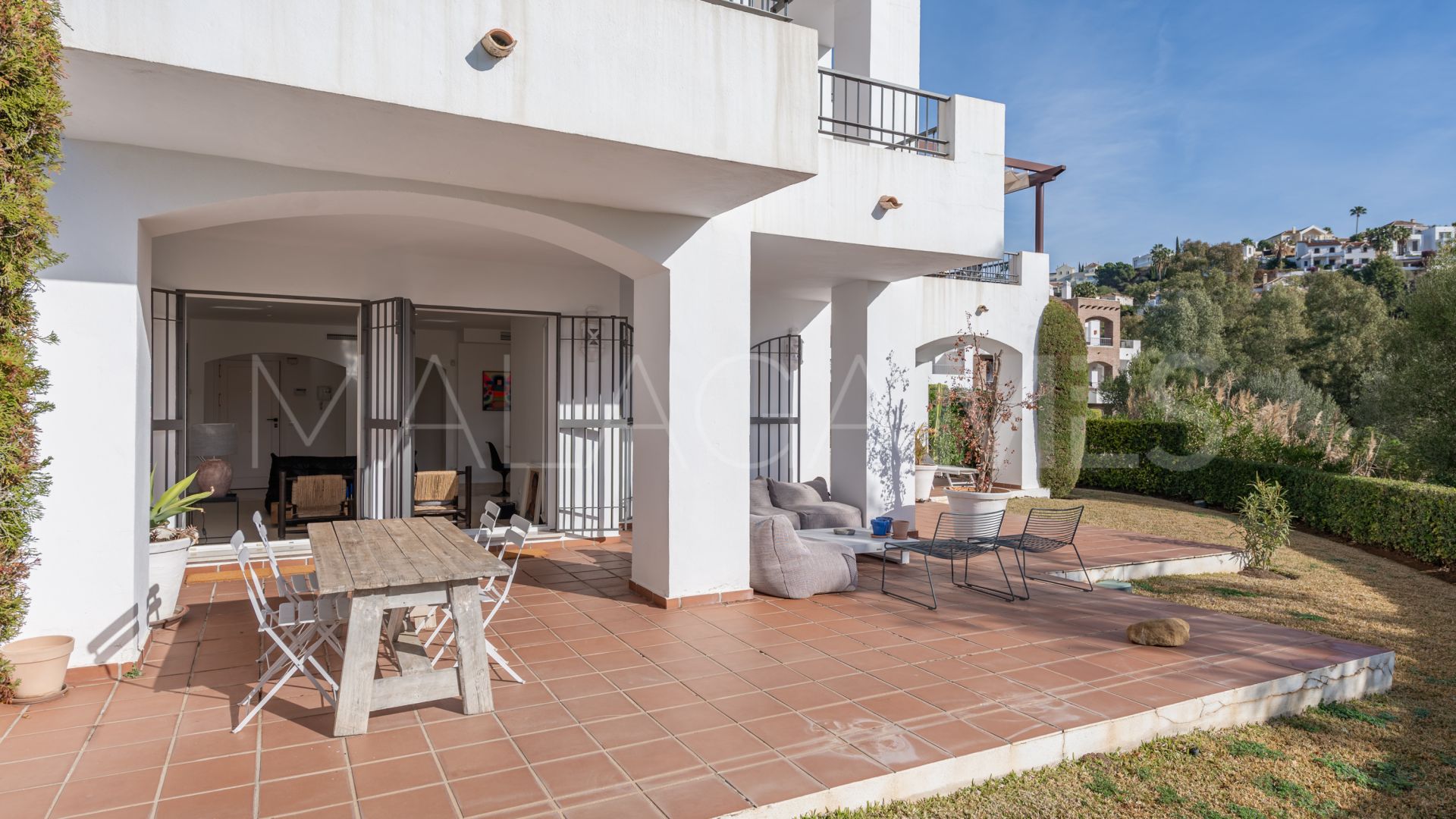 Buy Benahavis ground floor apartment