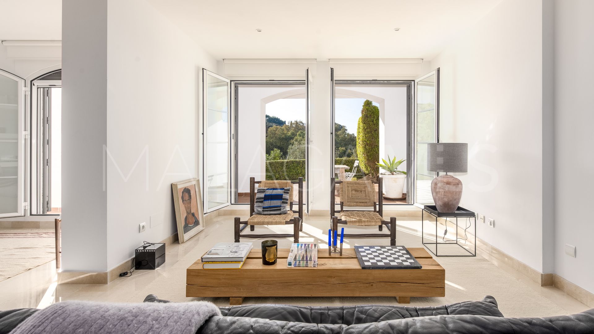 Buy Benahavis ground floor apartment