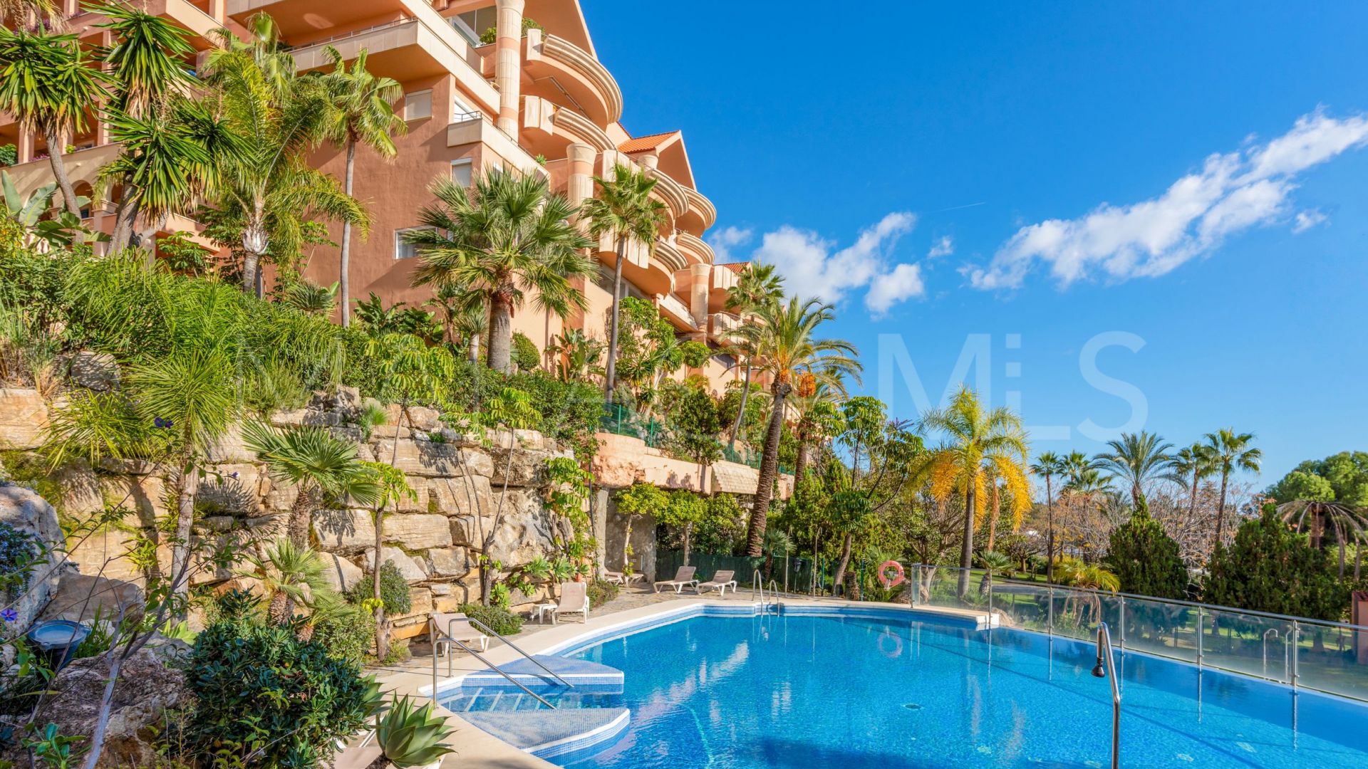 Wohnung for sale in Nueva Andalucia