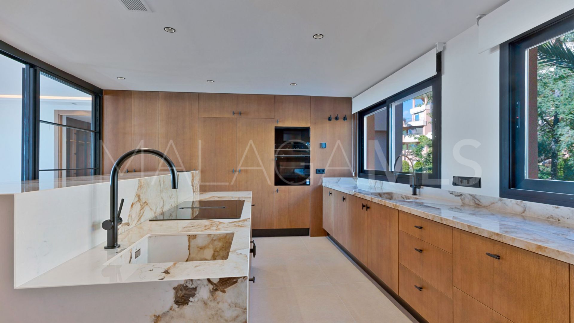 Wohnung for sale in Nueva Andalucia