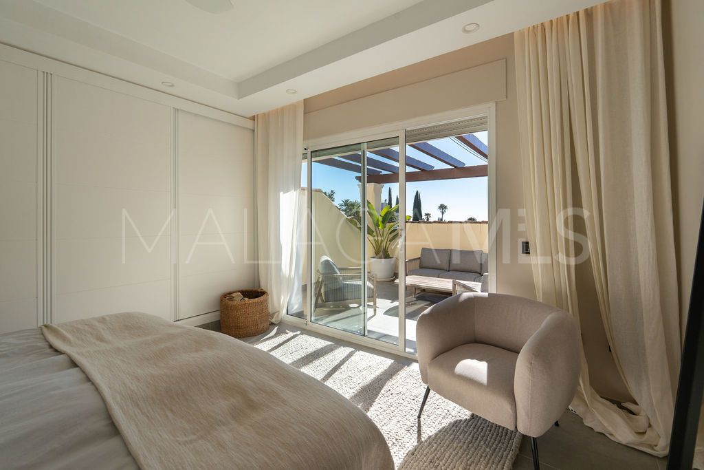 Maison de ville for sale in Nueva Andalucia