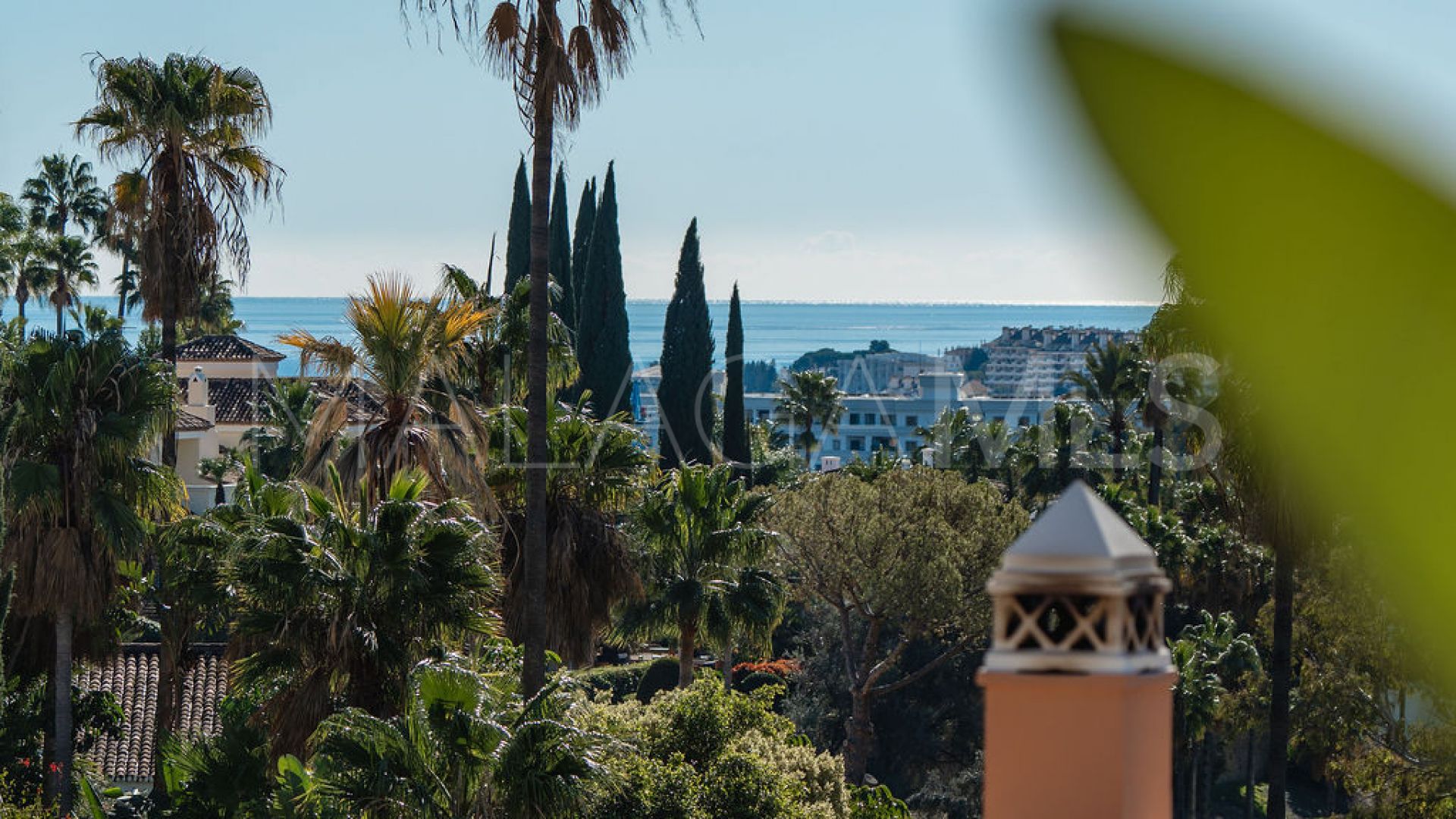 Maison de ville for sale in Nueva Andalucia