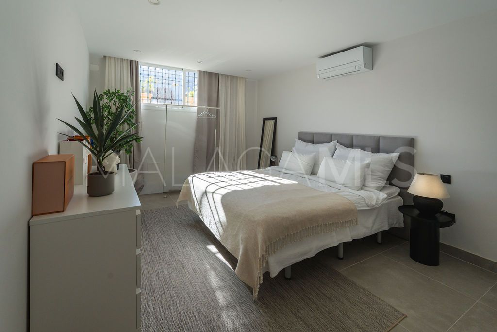 Maison de ville for sale in Nueva Andalucia