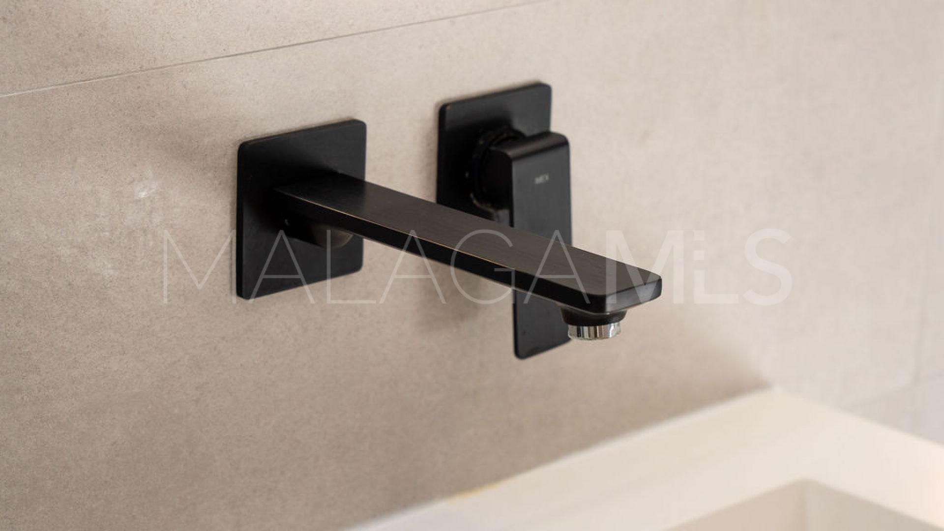 Maison de ville for sale in Nueva Andalucia