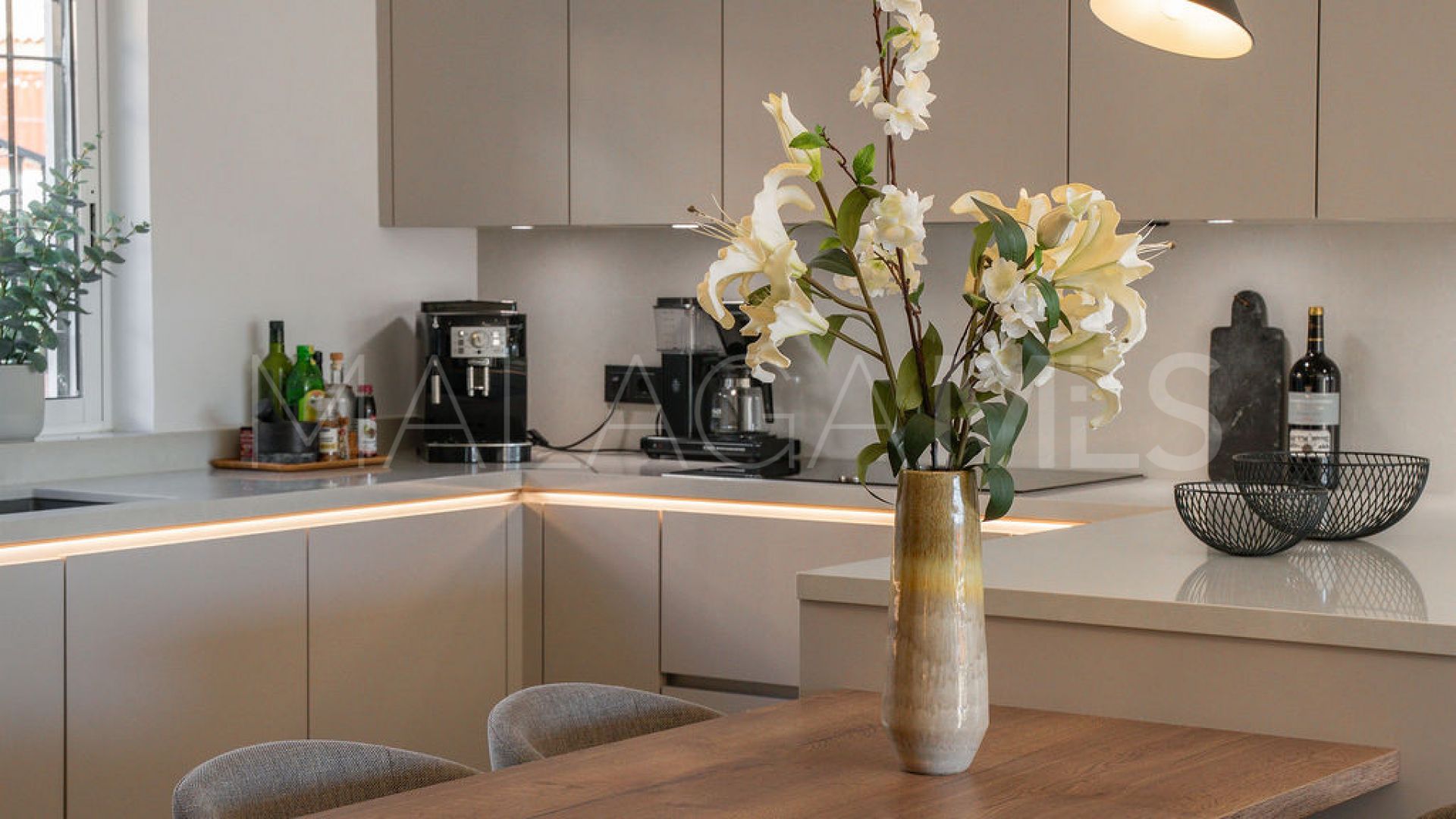 Maison de ville for sale in Nueva Andalucia