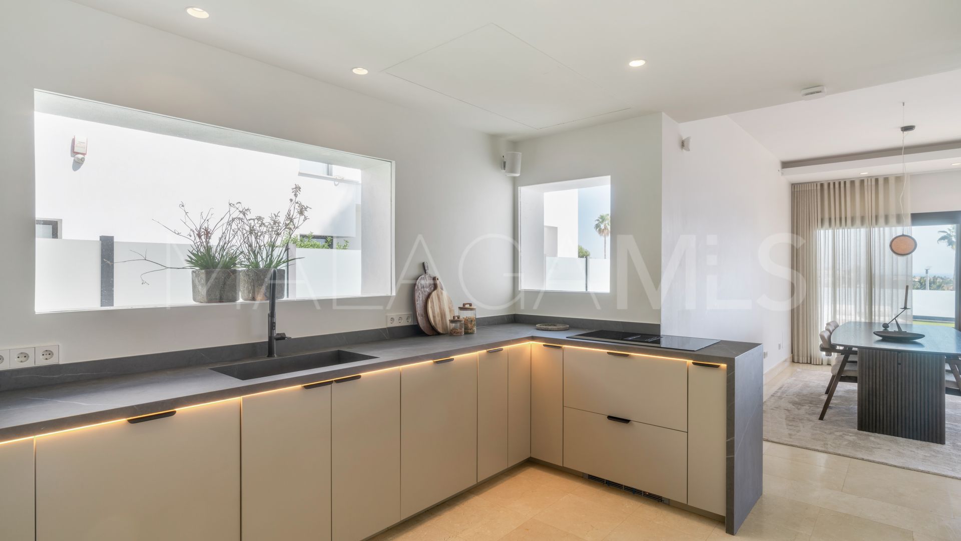 Villa for sale in Atalaya Fairways