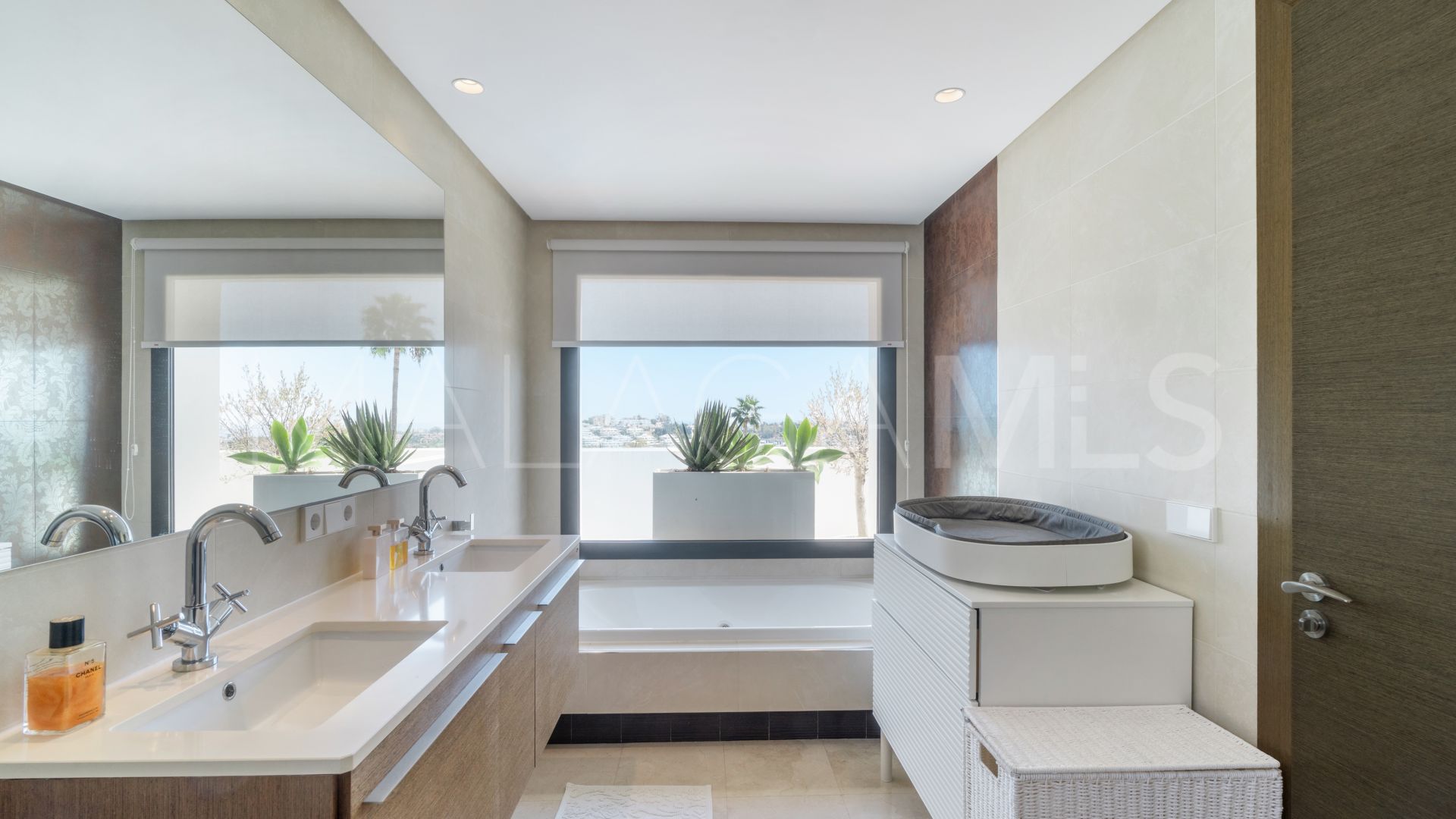 Villa for sale in Atalaya Fairways