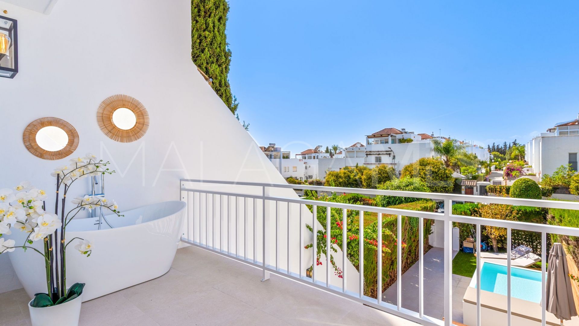 Buy 4 bedrooms town house in Nagüeles