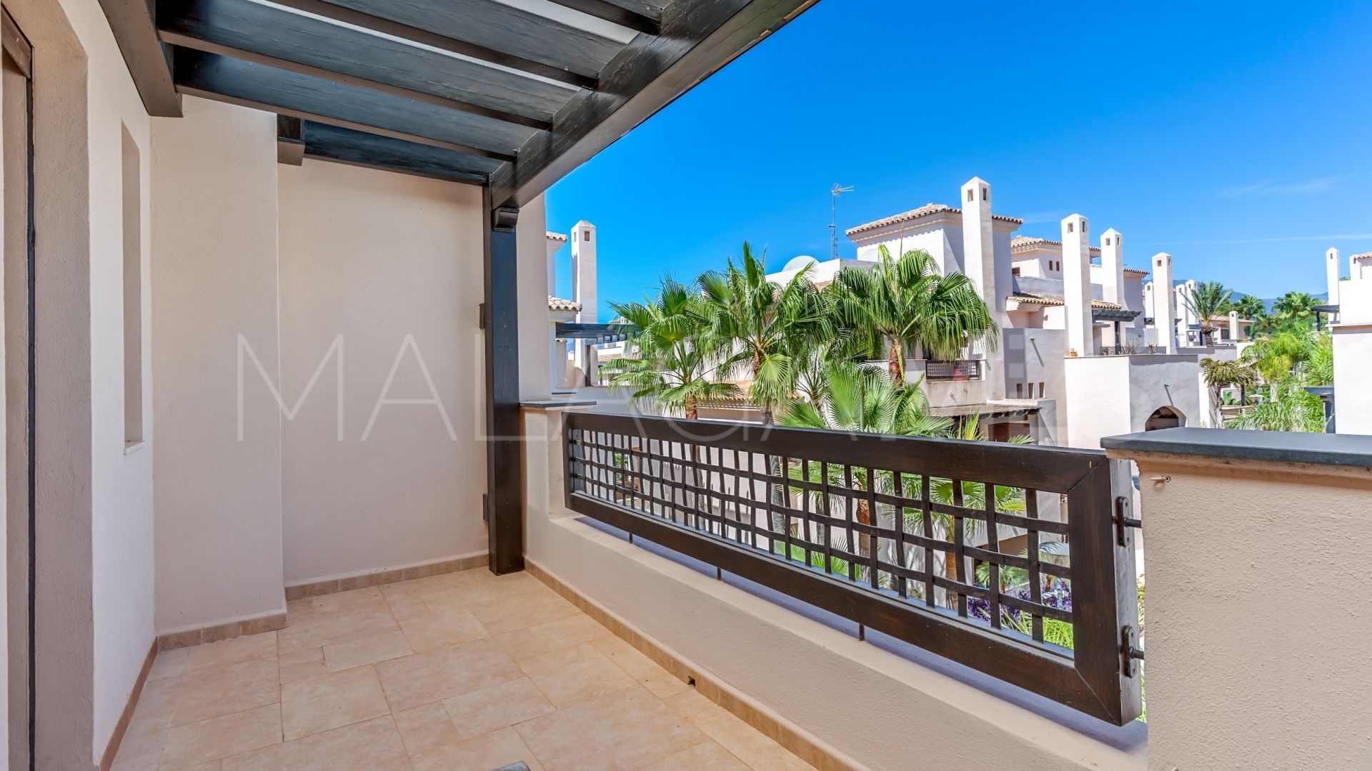 Takvåning for sale in Medina de Banús