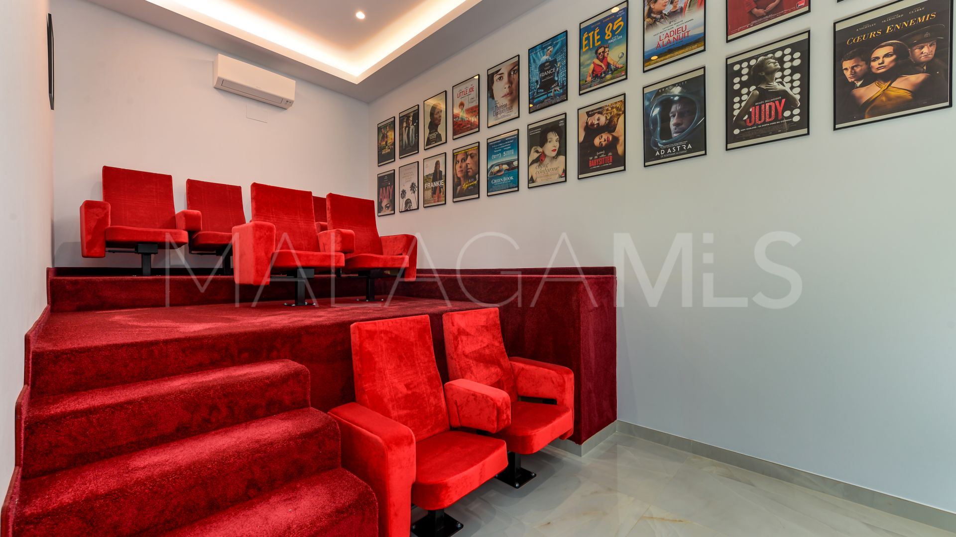 Villa for sale in Chullera