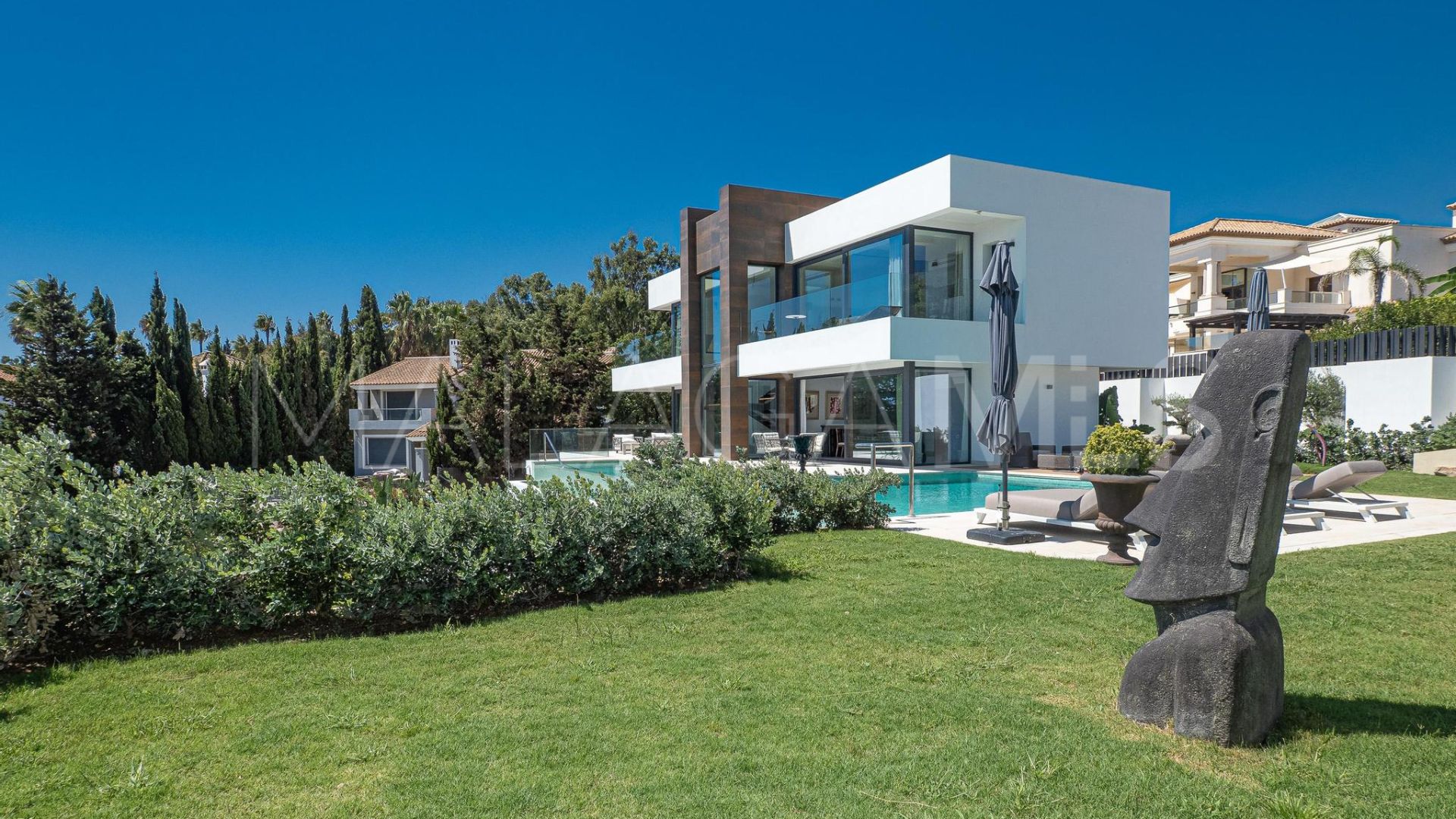 Villa for sale in Chullera