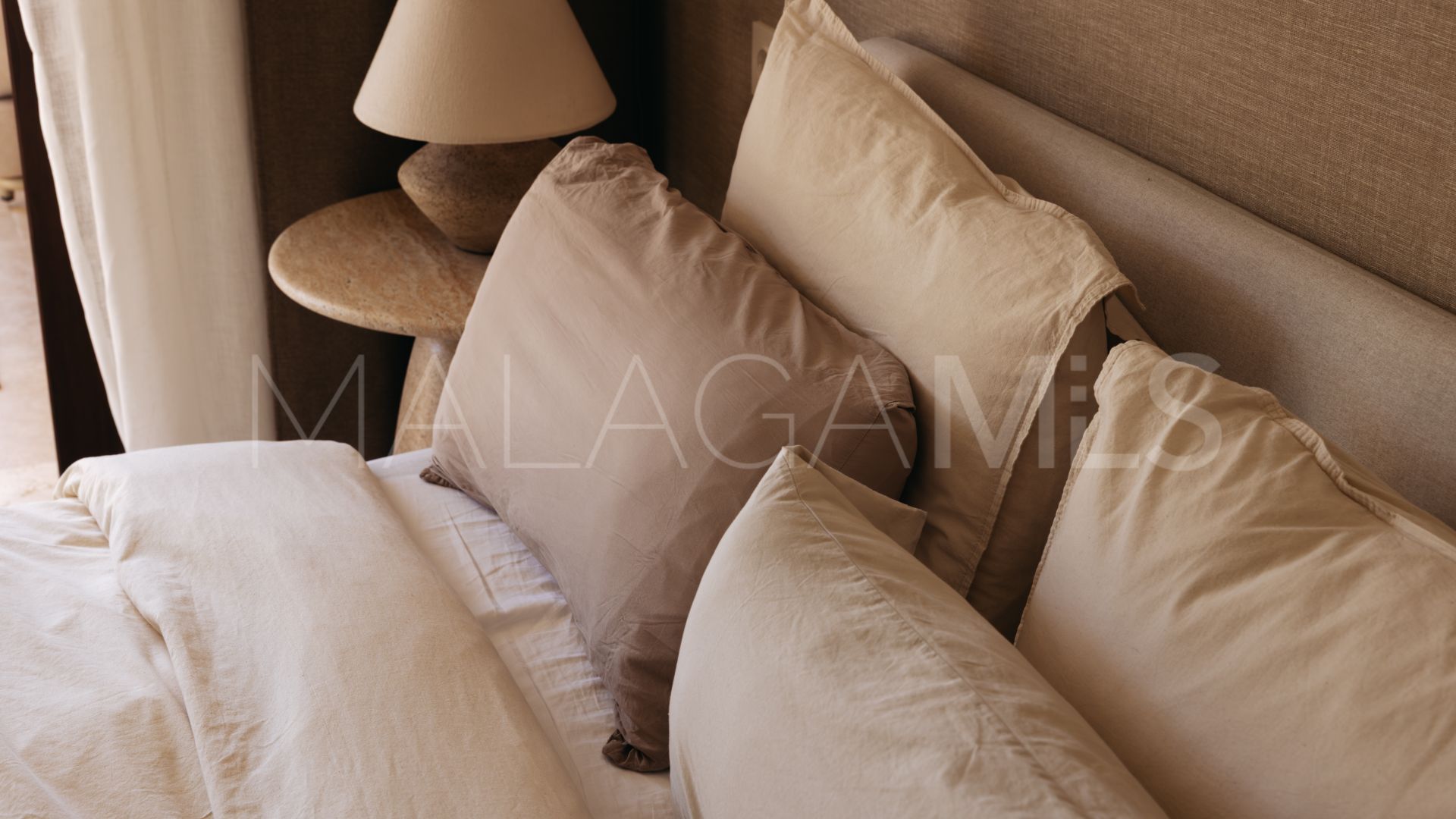 Tvåvånings takvåning for sale in Medina de Banús