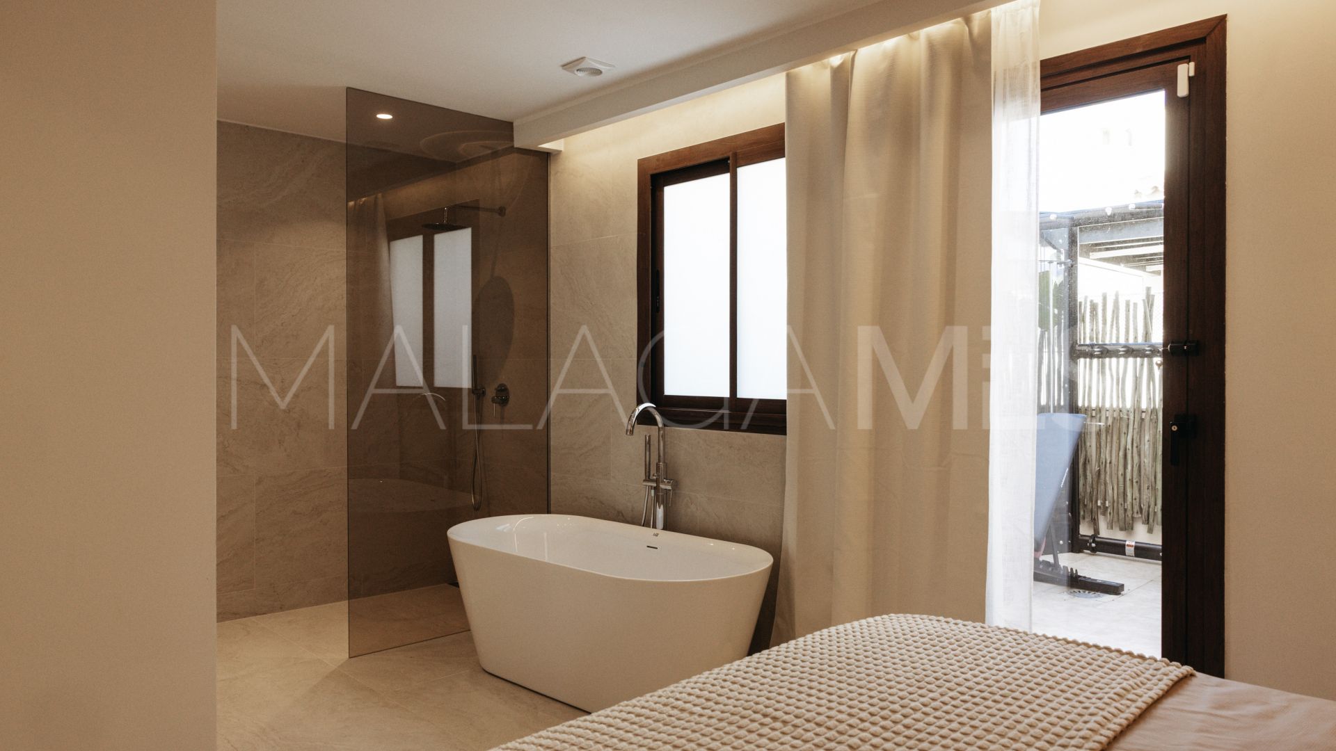 Tvåvånings takvåning for sale in Medina de Banús